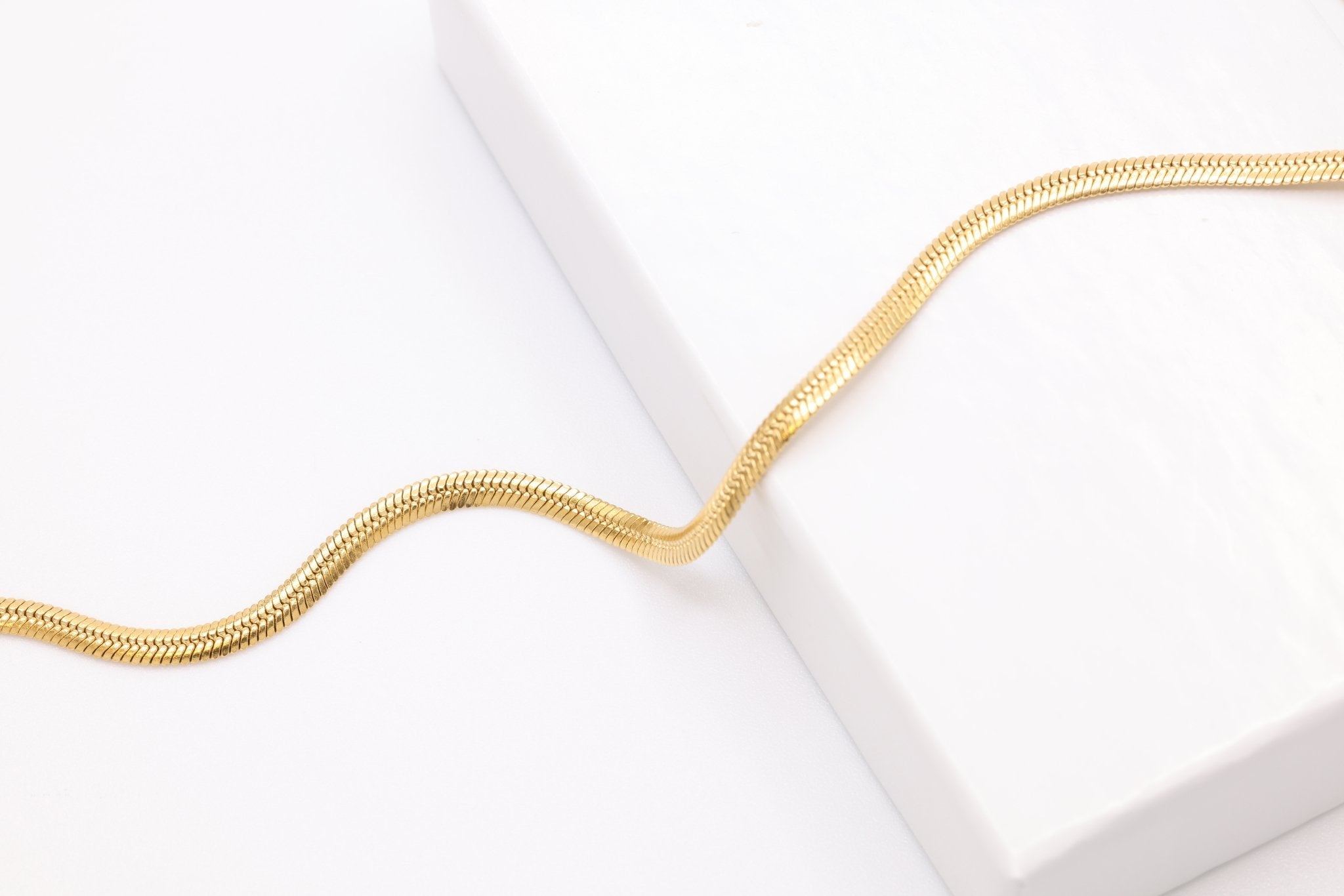 Wholesale Herringbone Jewelry Chain - HarperCrown
