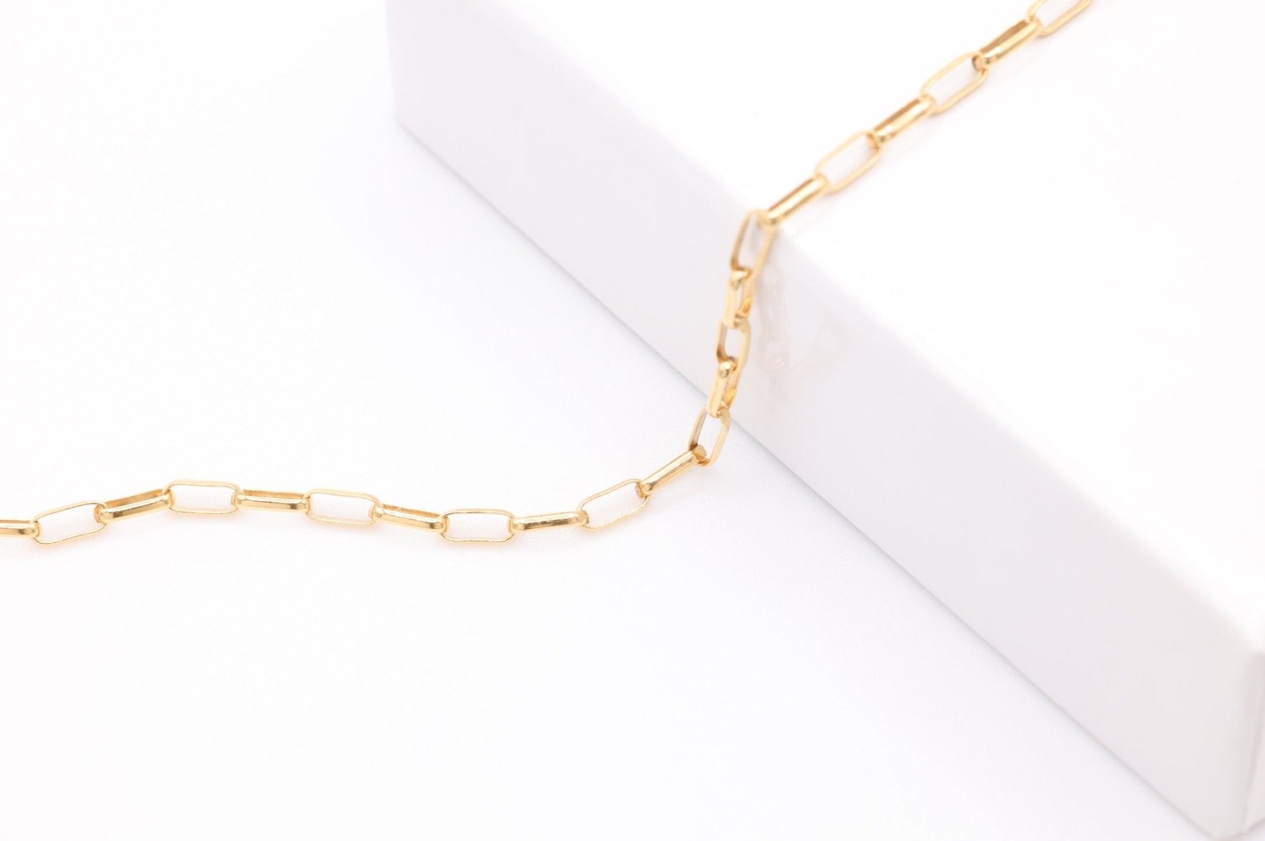1.2mm Elongated Rolo Chain, 14K Gold-Filled, Pay Per Foot, Jewelry Making Chain - HarperCrown