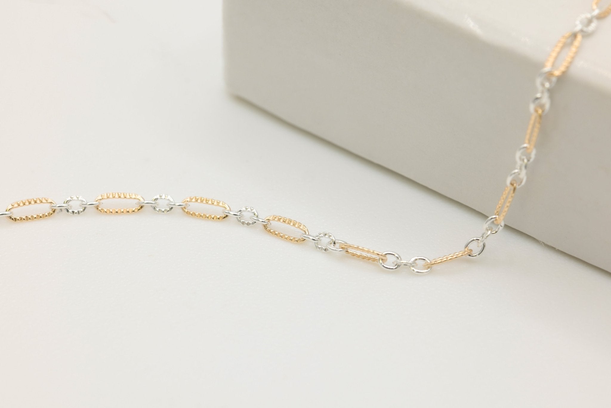 1.3mm x 2.8mm Figaro Long & Short Knurled Two Tone Chain, 14/20 Gold-Filled and 925 Sterling Silver, Wholesale, Pay Per Foot, 1 & 3 Link Jewelry Making Chain - HarperCrown