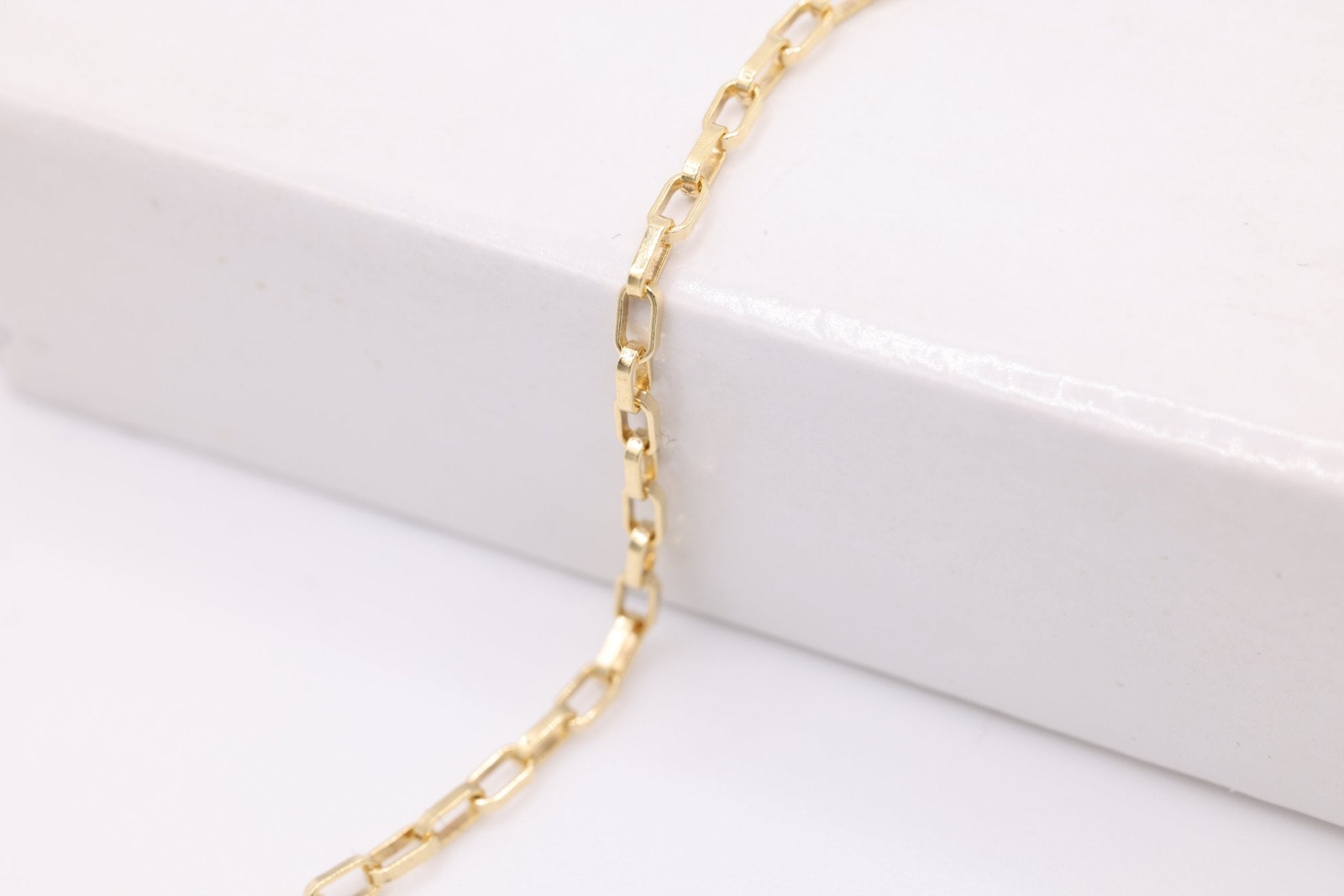 1.3mm x 2mm Elongated Box Chain, 14/20 Gold - Filled, Wholesale, Bulk DIY Spool Pay Per Foot Jewelry Making Chain - HarperCrown