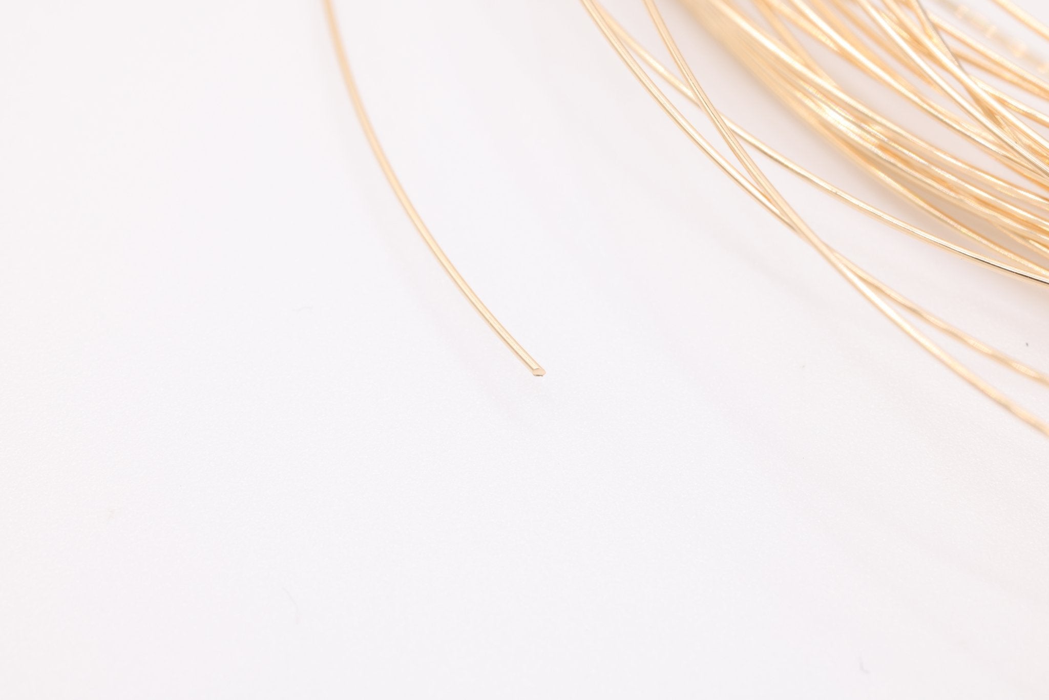 14k Gold Filled Wire, 26 Gauge 0.4mm, Gold Wire, Half Hard Jewelry Wire - HarperCrown