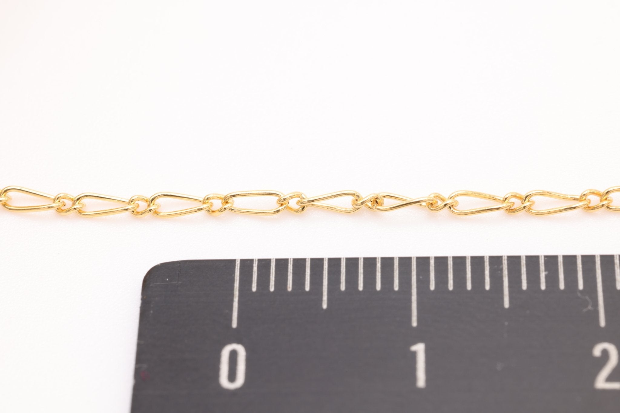 1.5mm x 4mm Figaro Chain, Gold - Filled, Bulk DIY Spool Pay Per Foot Jewelry Making Chain - HarperCrown