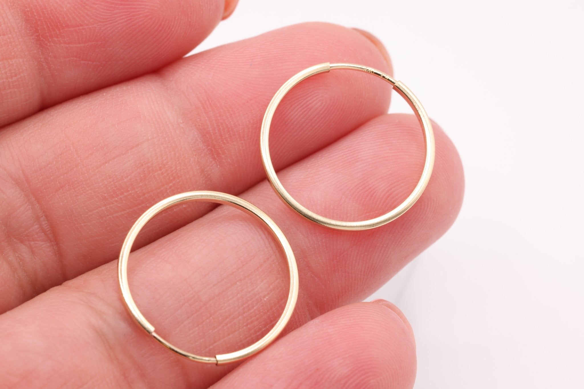 17mm Endless Hoop Earrings, 14K Gold - Filled, Minimalist Delicate Earrings, Wholesale Jewelry Earrings - HarperCrown