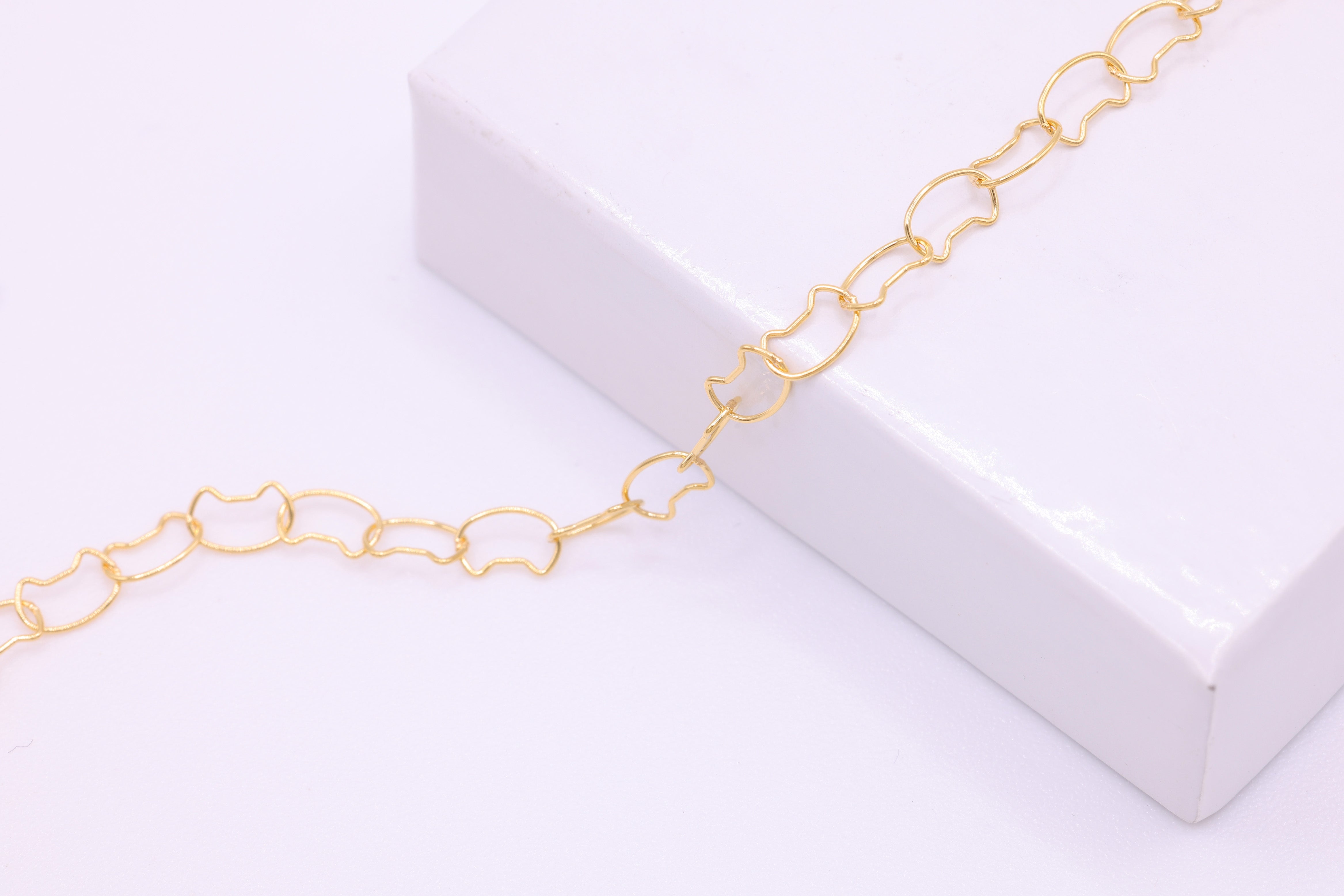 3.5mm x 5mm Cat Chain, 14/20 Gold-Filled, Wholesale, Pay Per Foot, Jewelry Making Chain
