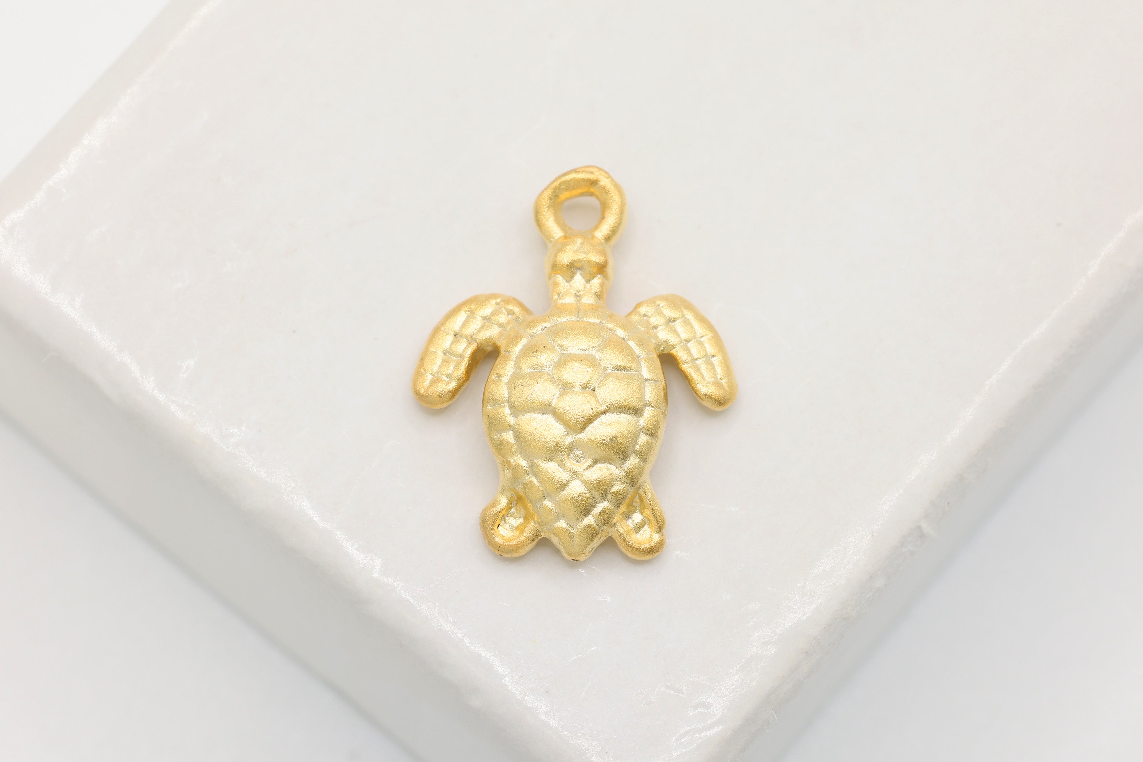 Turtle Charm, Wholesale, 18K Matte Yellow Gold-Plated 925 Sterling Silver, 15mm x 12mm, Hawaiian Honu Green Sea Turtle