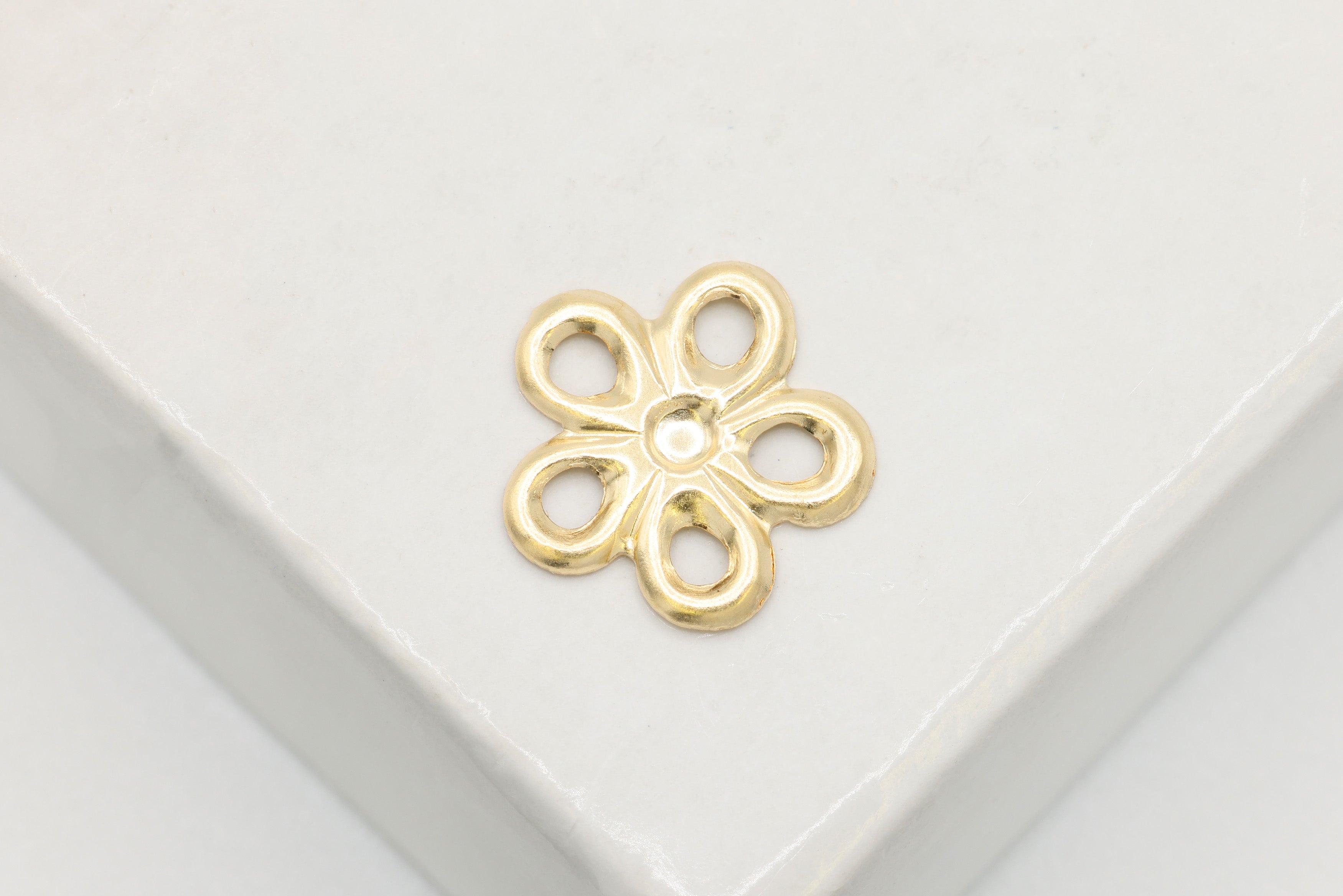 Flower Connector Charm, Wholesale, 14/20 Gold-Filled, 10mm x 10mm, Hawaiian Plumeria Daisy Flower Charm, Bulk DIY Wholesale Jewelry Making Charm