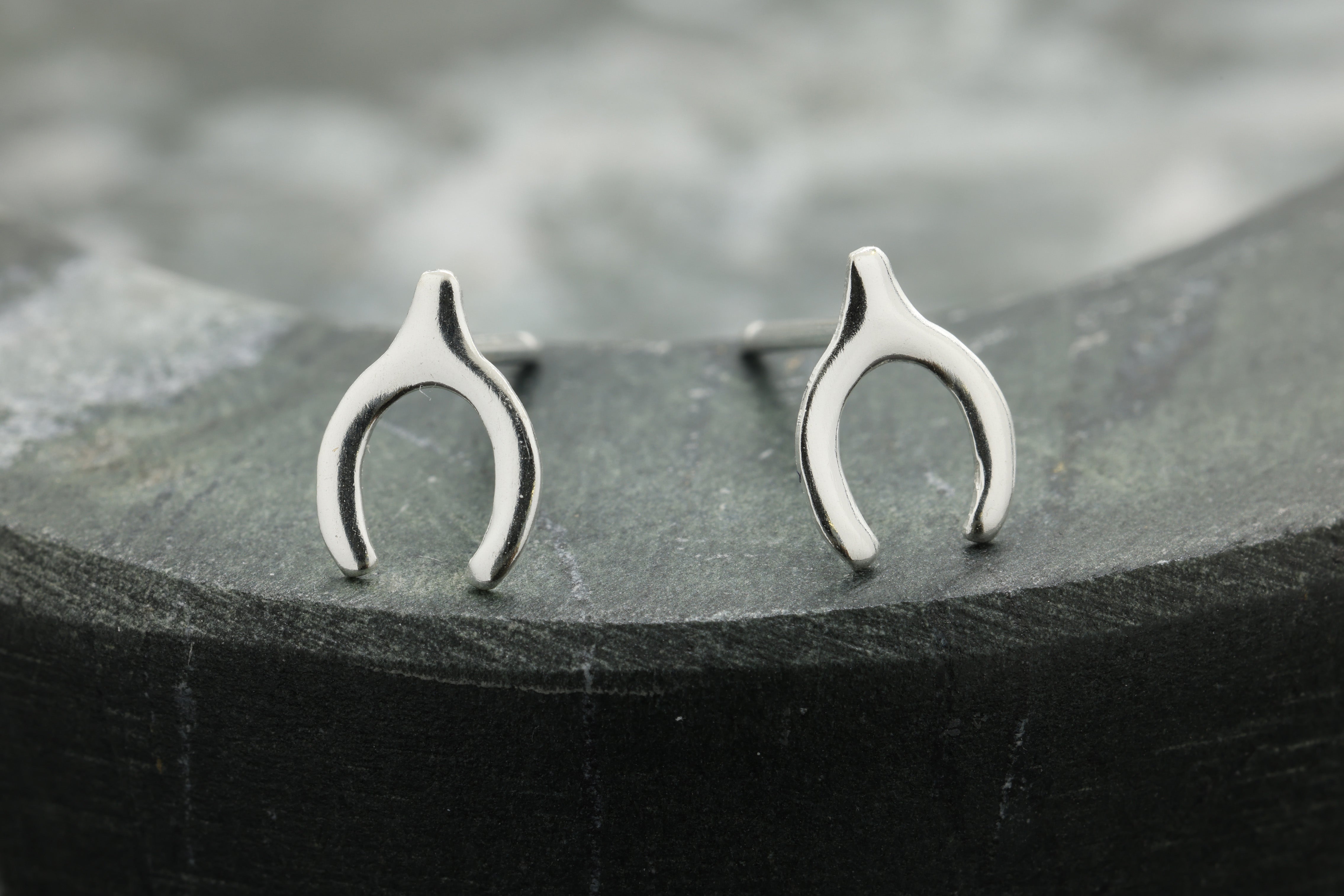 Wishbone Stud Earring, 925 Sterling Silver, 8mm x 5mm, Wholesale, Dainty Minimalist Jewelry Earrings