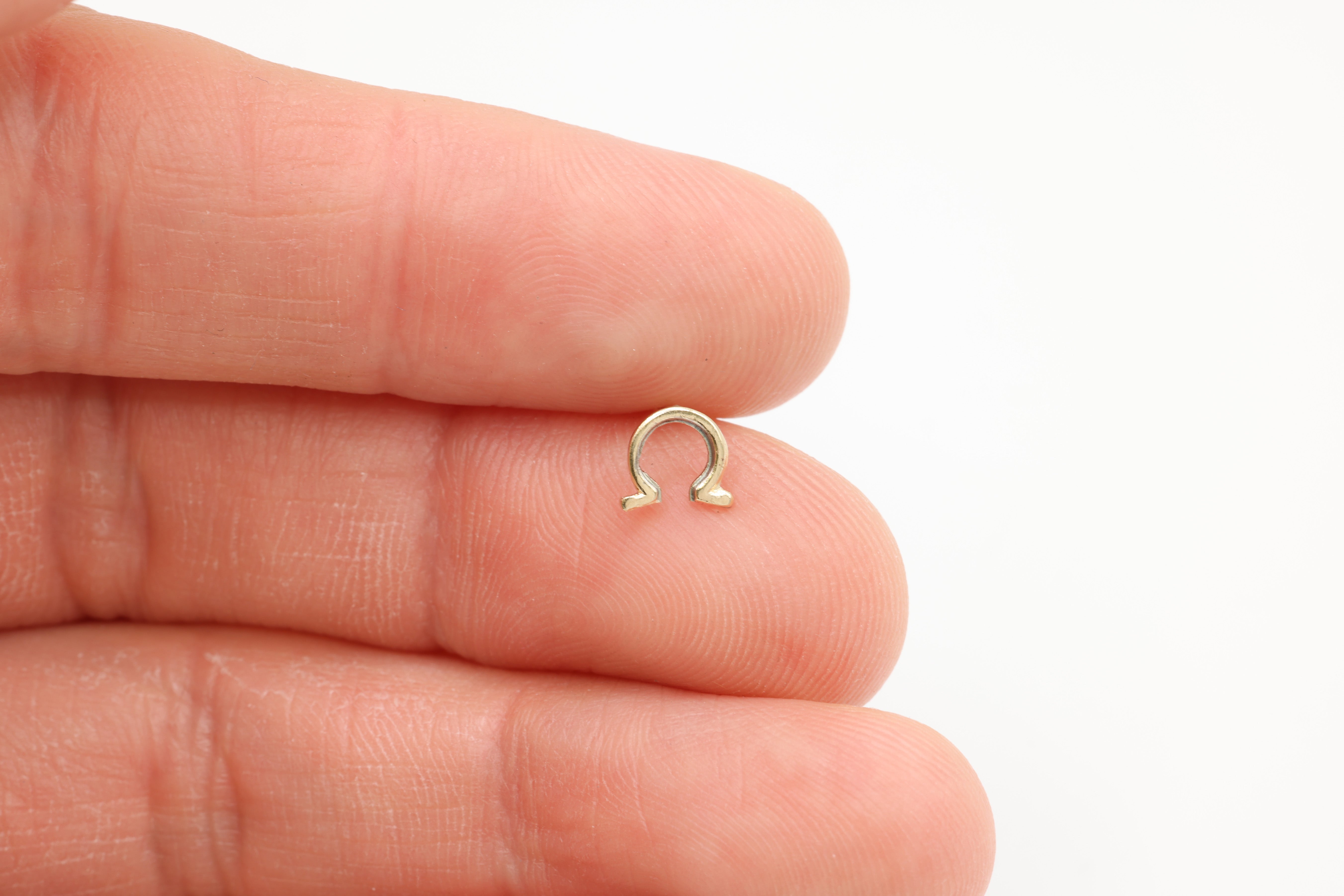 Omega Symbol Stud Earring, 14/20 Gold-Filled, 6mm x 6mm, Wholesale, Greek Letter Dainty Minimalist Jewelry Earrings