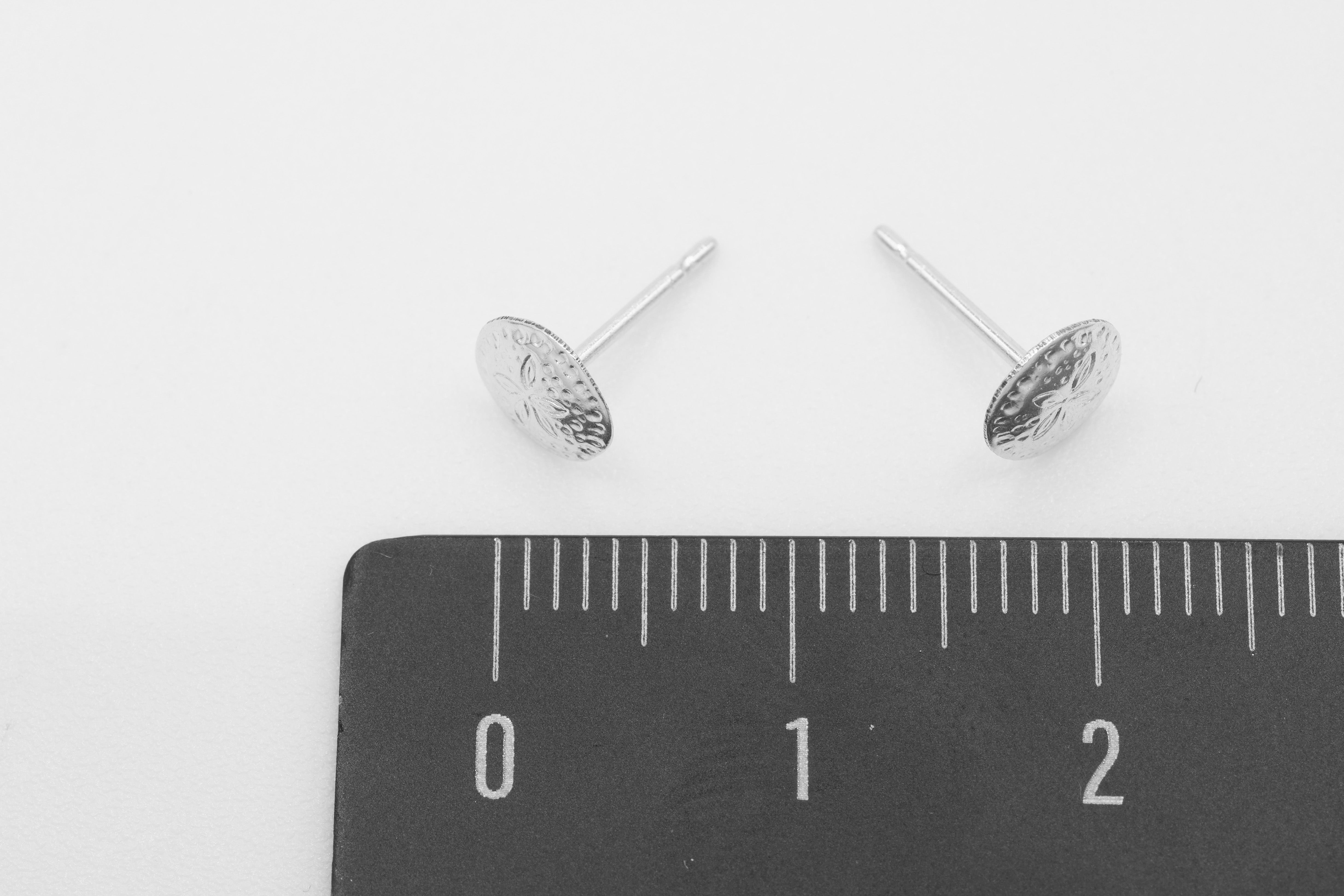 Round Sand Dollar Stud Earring, 925 Sterling Silver, 7mm, Wholesale, Dainty Minimalist Jewelry Earrings