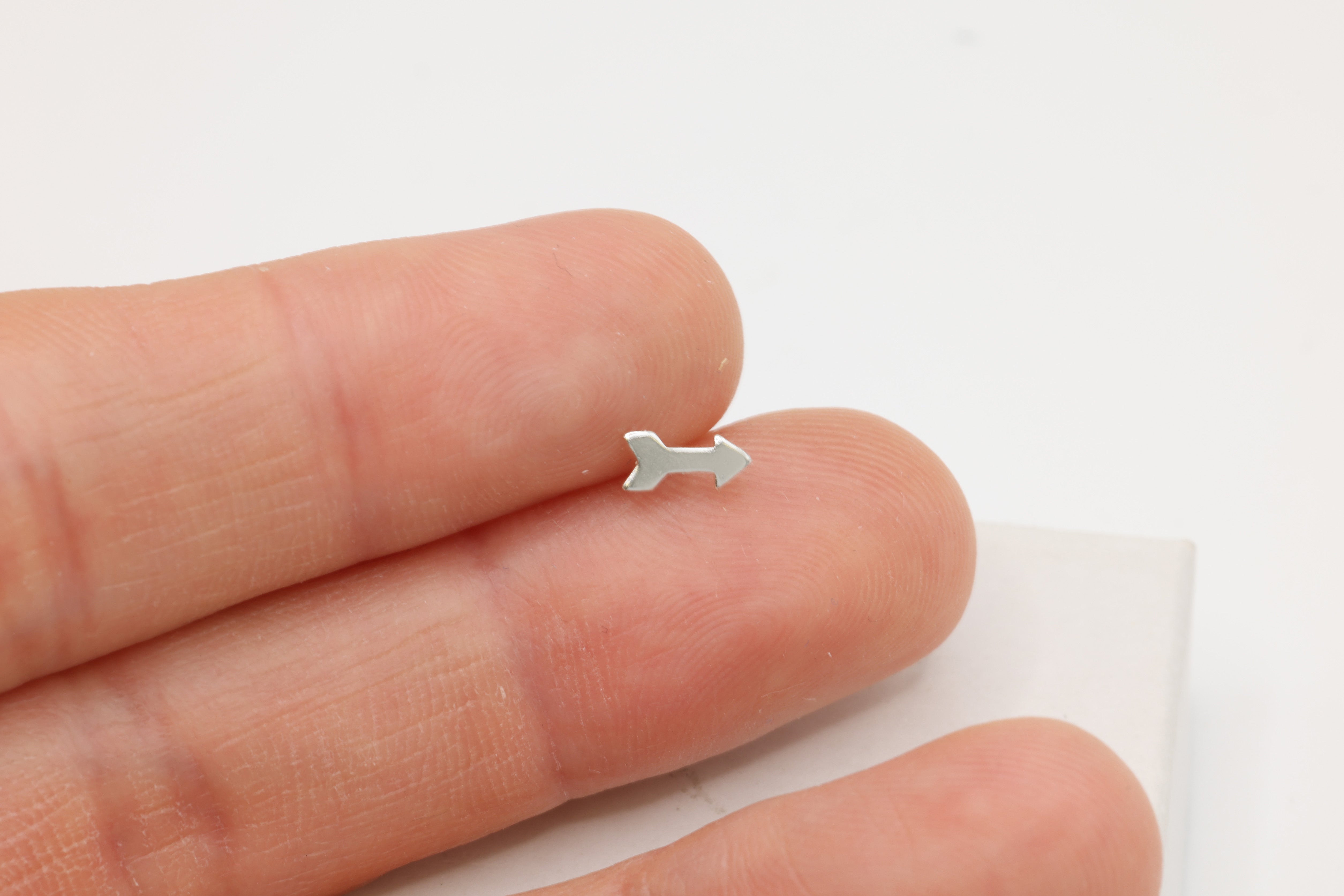 Arrow Stud Earring, 925 Sterling Silver, 8mm x 3mm, Wholesale, Dainty Minimalist Jewelry Earrings