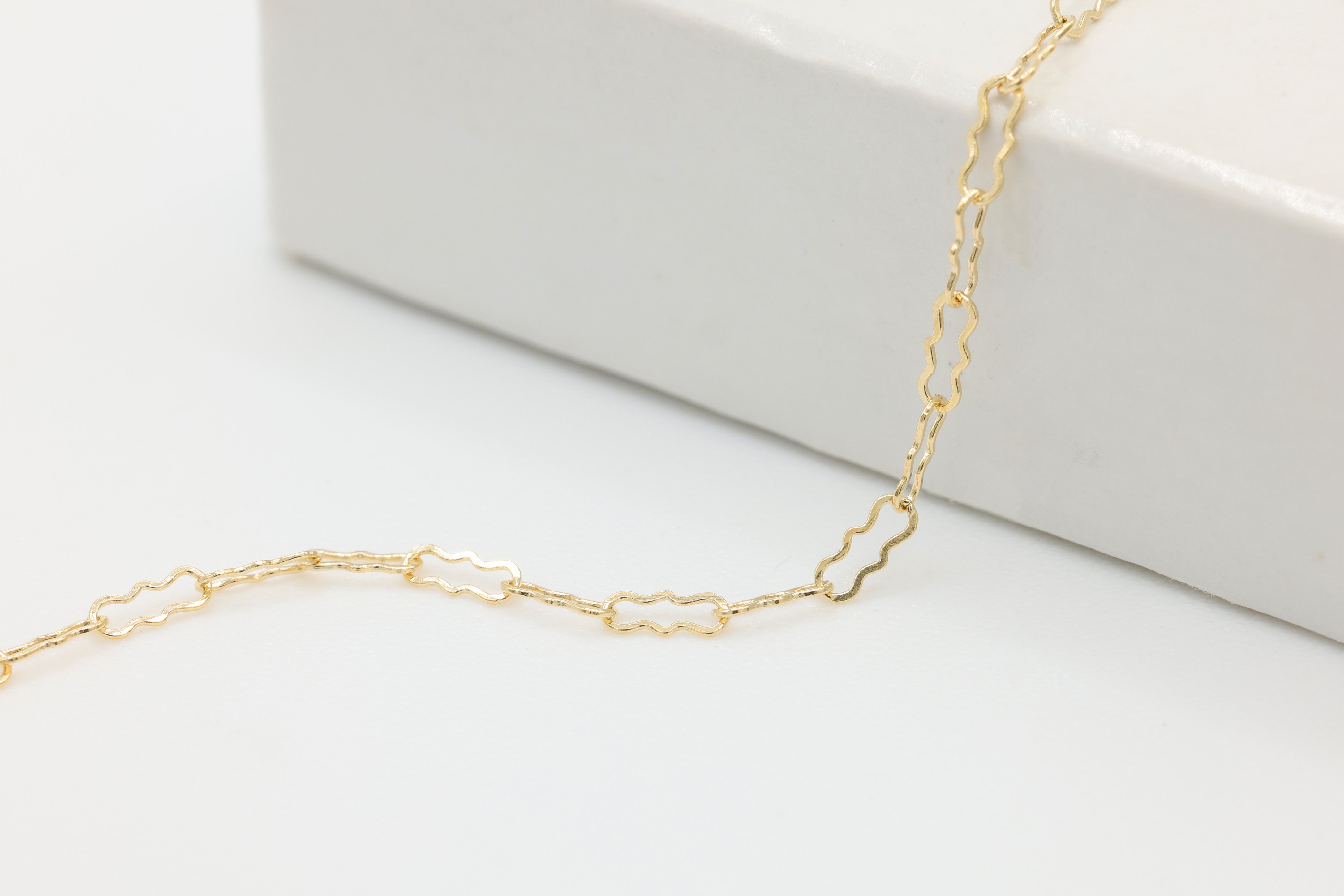 1.5mm x 4mm Flat Krinkle Chain, 14/20 Gold-Filled, Wholesale, Pay Per Foot, Jewelry Making Chain