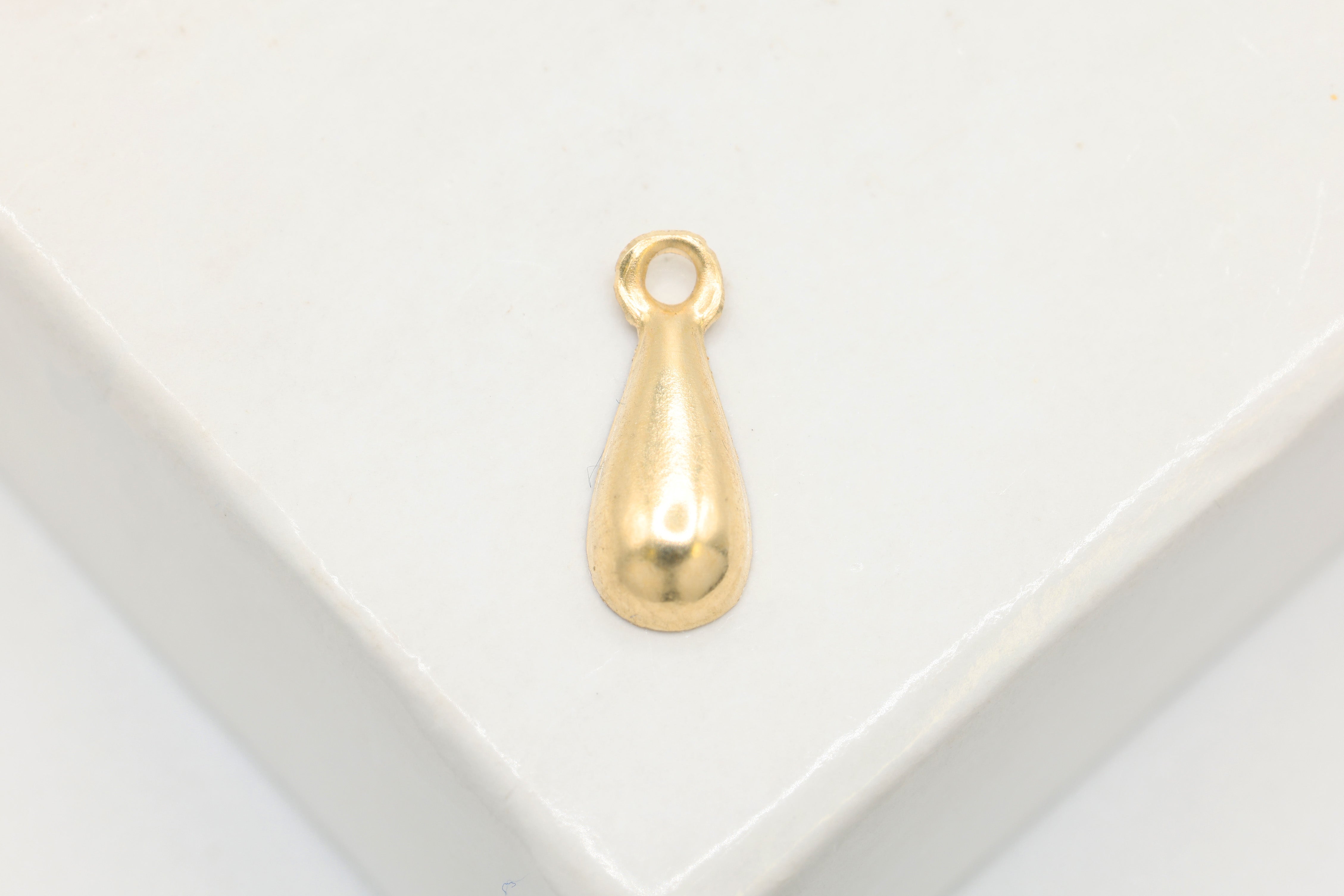 Teardrop Charm, 14/20 Gold-Filled, 10mm x 4mm, Wholesale, Tear Drop, Jewelry Making Charm