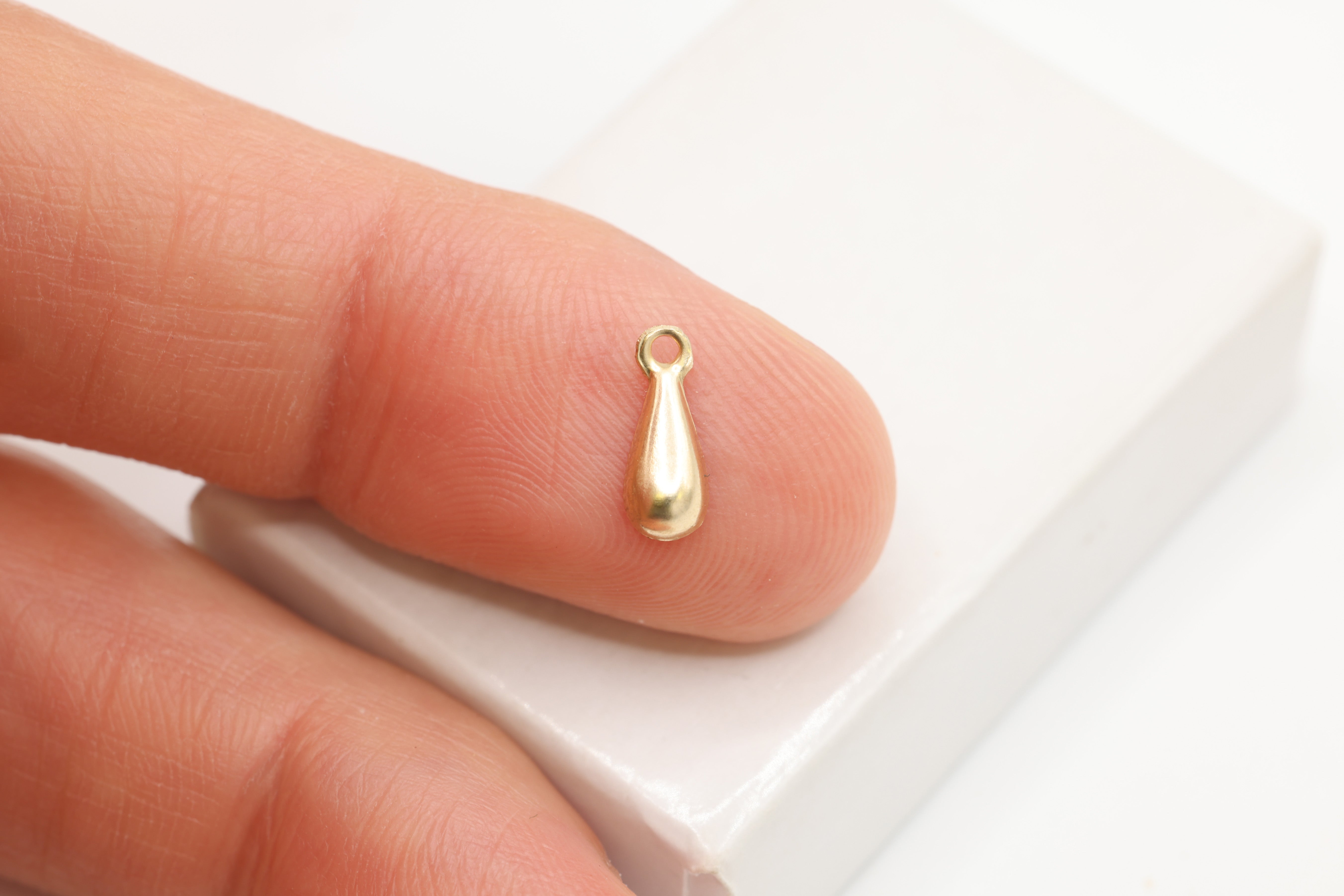 Teardrop Charm, 14/20 Gold-Filled, 10mm x 4mm, Wholesale, Tear Drop, Jewelry Making Charm