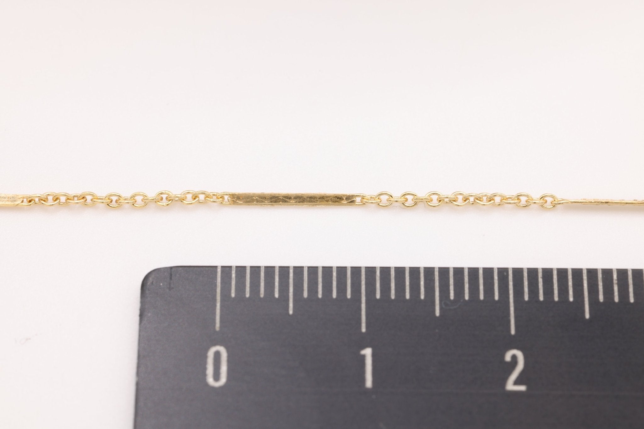 1mm x 11mm Textured Flat Bar Chain, 14/20 Gold - Filled, Wholesale - HarperCrown