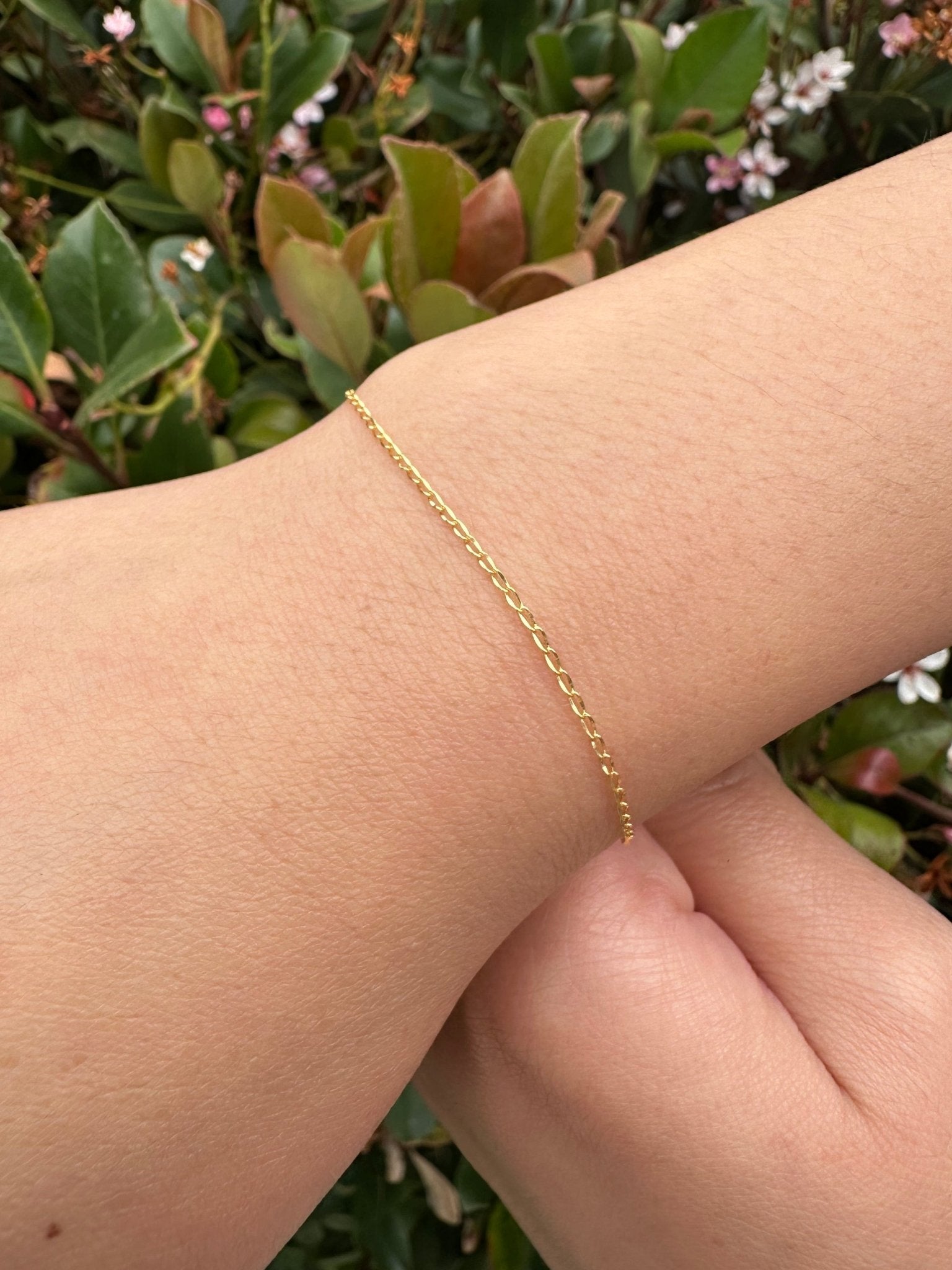 1mm x 2mm Flat Curb Chain, 14/20 Gold - Filled, Wholesale, Pay Per Foot, Jewelry Making Chain - HarperCrown