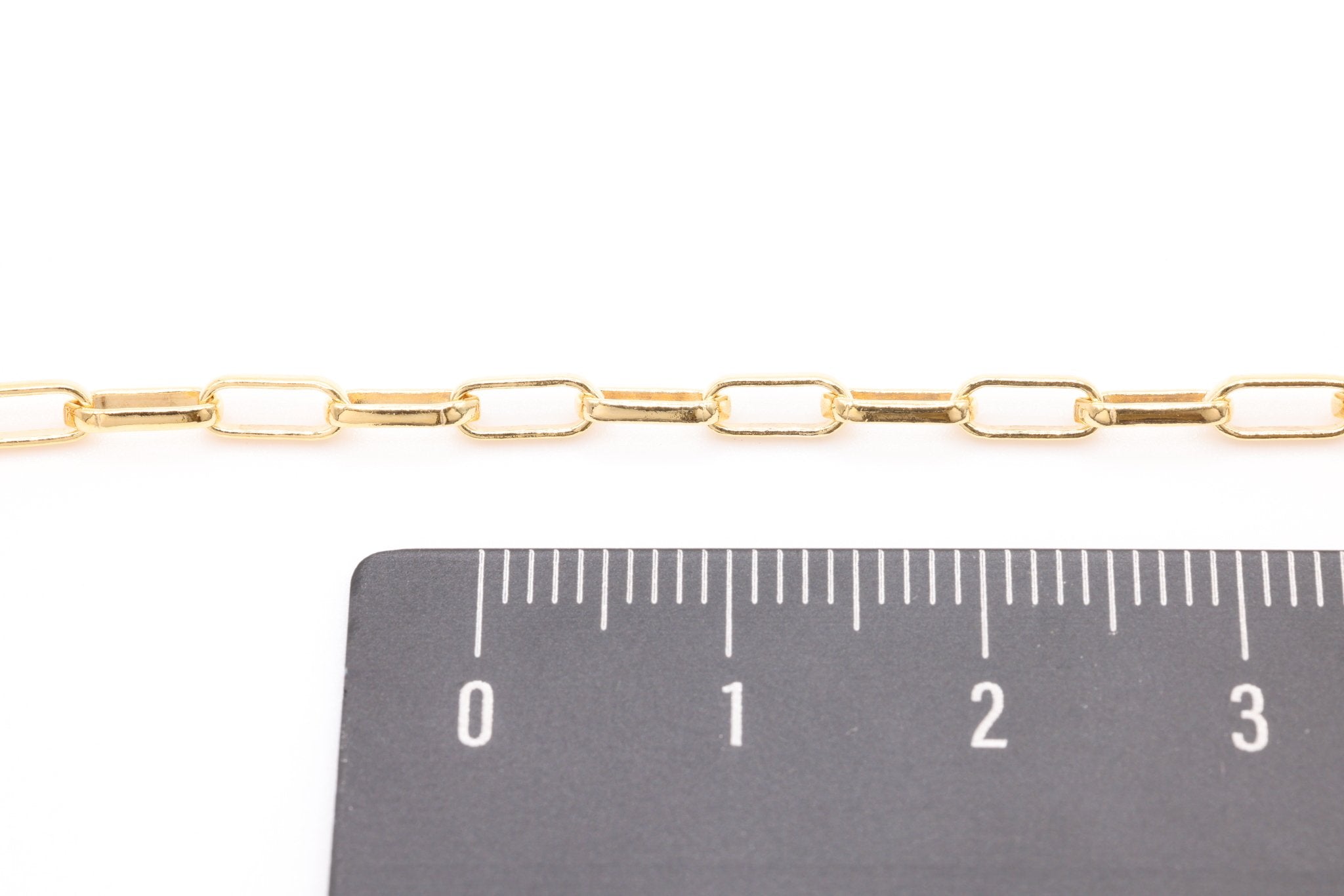 2.5mm Elongated Rolo Chain, 14K Gold-Filled, Pay Per Foot, Jewelry Making Chain - HarperCrown