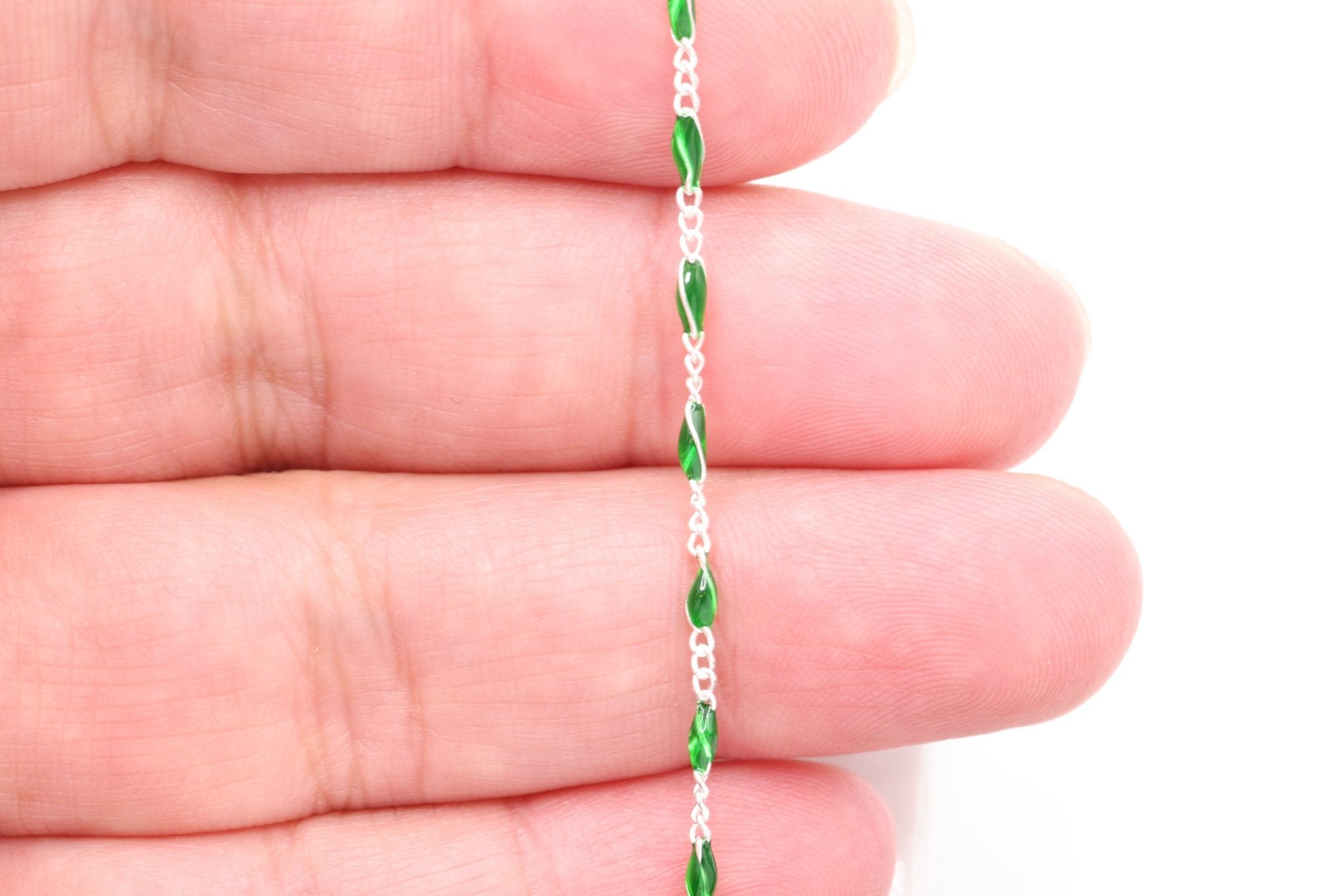 2.5mm x 3.5mm Figaro Green Enamel Chain, 925 Sterling Silver, Enamel Color Unfinished Chain Permanent Jewelry - HarperCrown