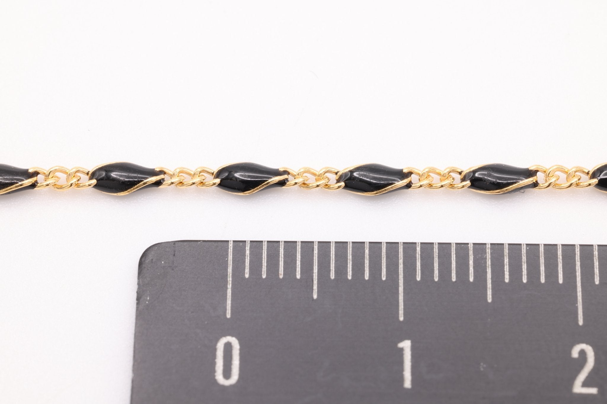 2.5mm x 3.5mmmm Figaro Black Enamel Chain, Gold - Filled, Enamel Color Unfinished Chain Permanent Jewelry - HarperCrown