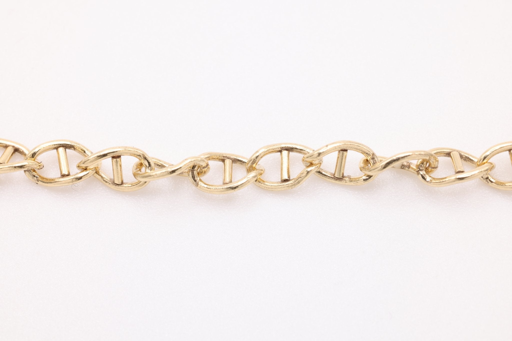 2.5mm x 4.5mm Mariner Anchor Chain, Gold - Filled, Bulk DIY Spool Pay Per Foot Jewelry Making Chain - HarperCrown