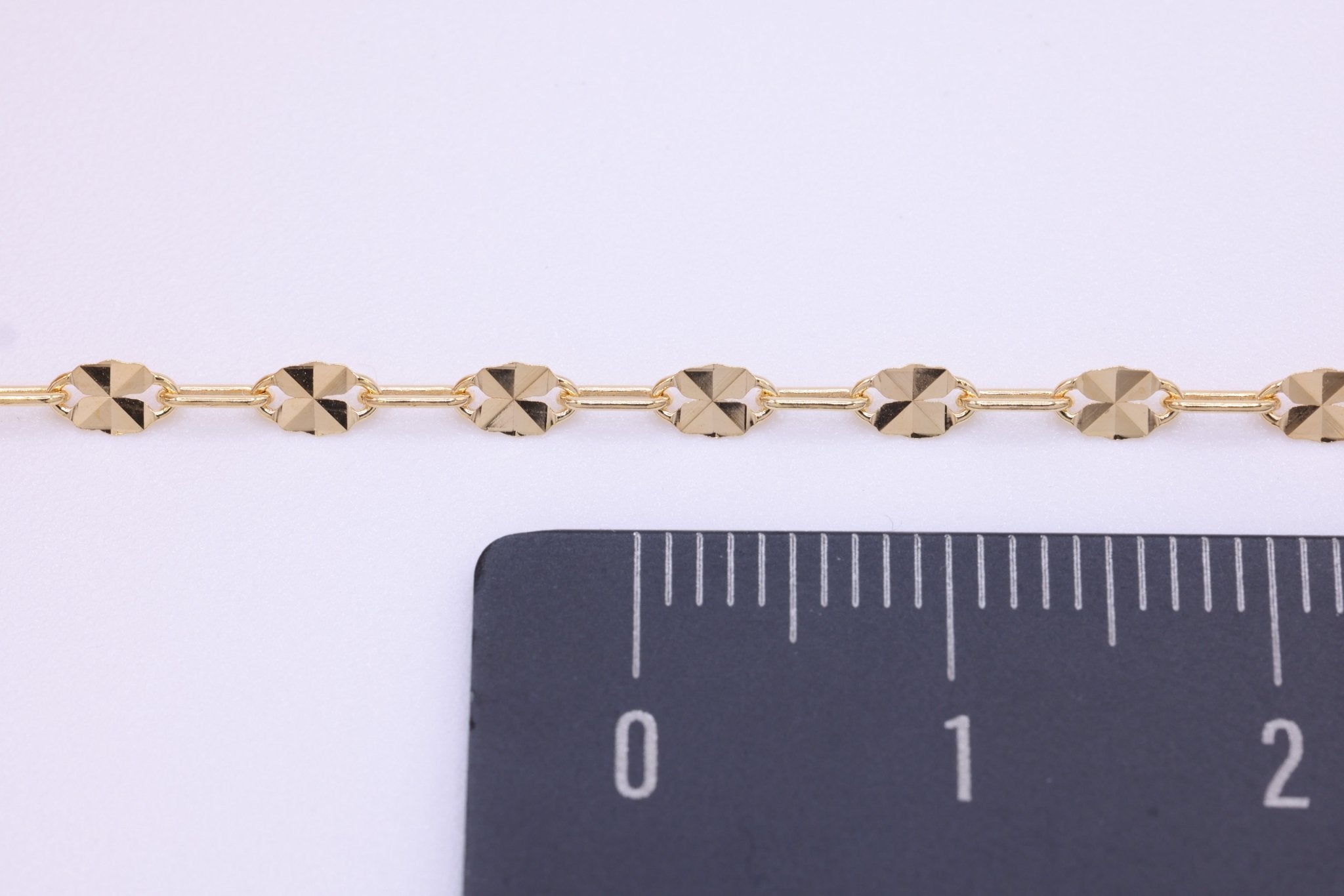 2.5mm x 4mm Square Textured Paperclip Chain, 14/20 Gold - Filled, Wholesale, Pay Per Foot, Jewelry Making Chain - HarperCrown