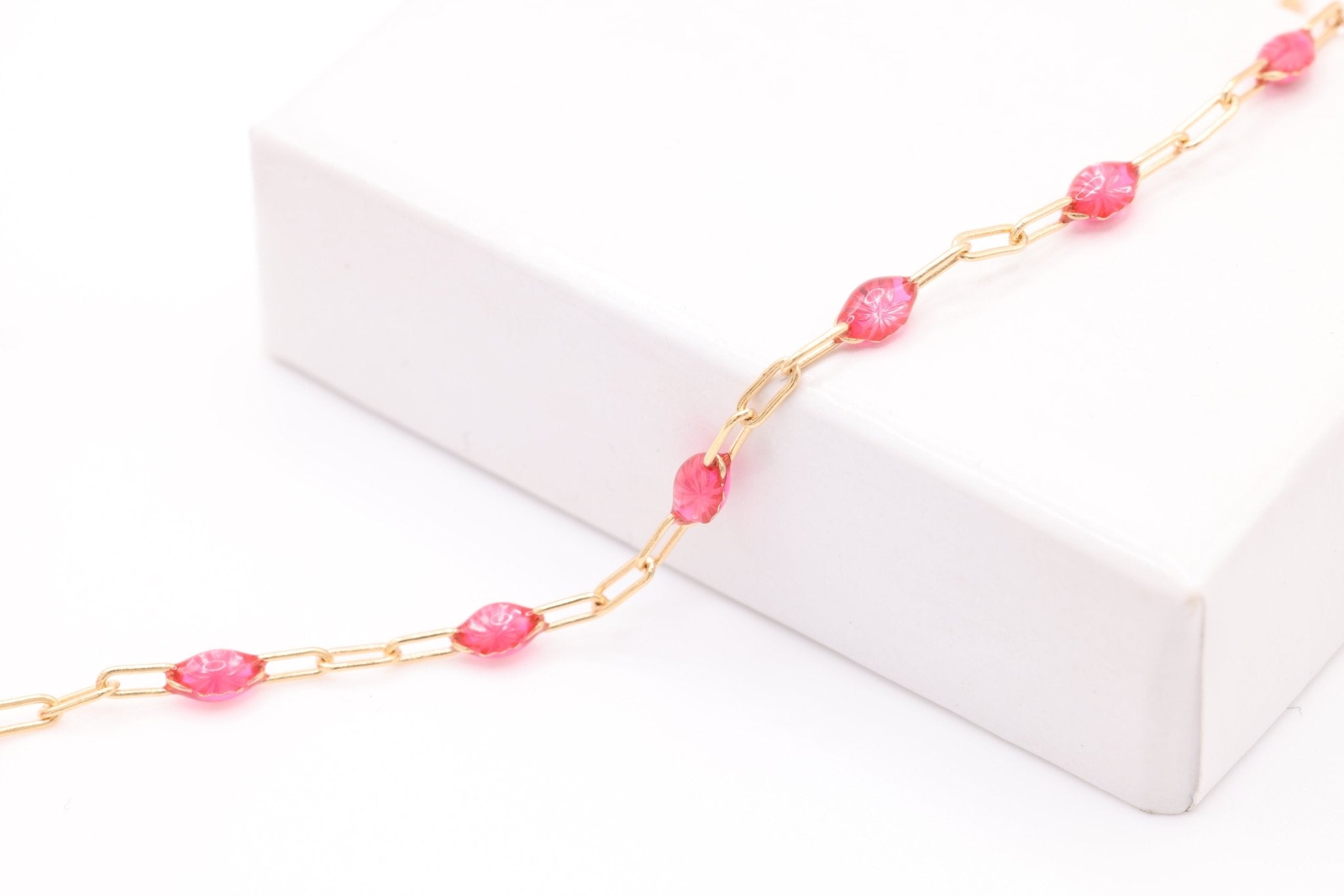 2mm x 2.5mm Paperclip Fuchsia Enamel Chain, 14/20 Gold - Filled, Enamel Color Unfinished Chain Permanent Jewelry - HarperCrown