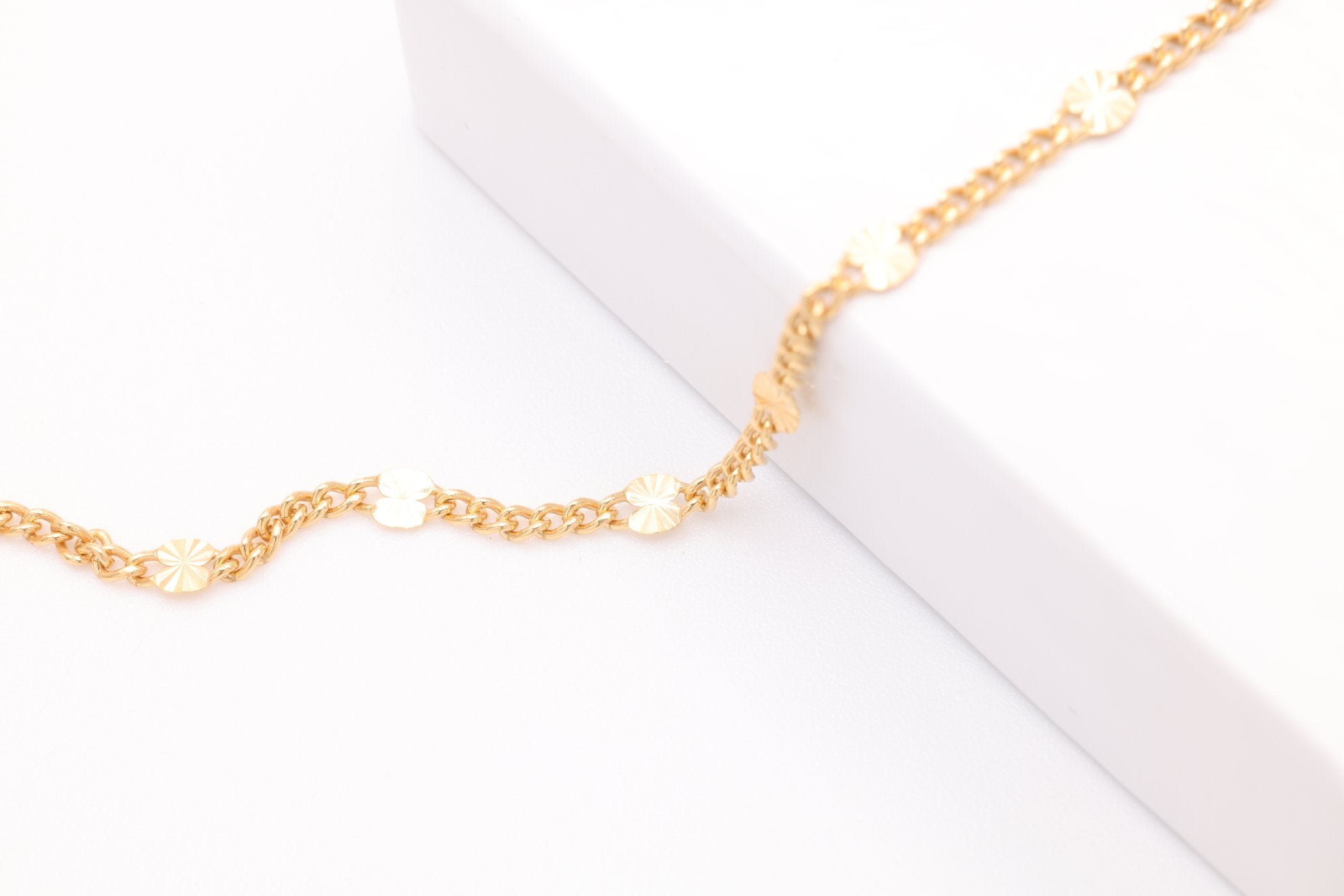 2mm x 2.5mm Starburst Chain, Gold - Filled, Diamond Cut, Bulk Spool Pay Per Foot Jewelry Making Chain - HarperCrown
