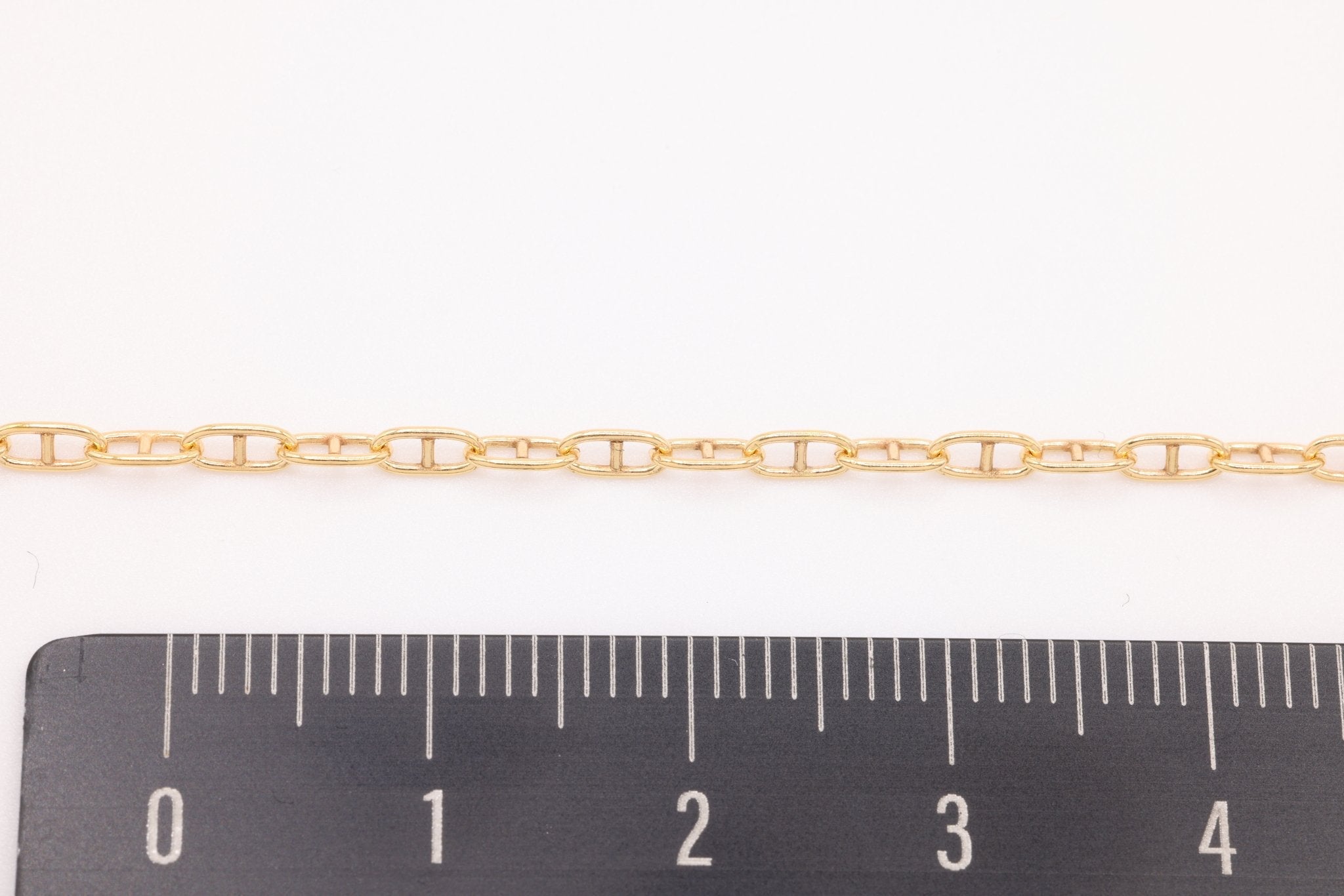 2mm x 4mm Mariner Chain, 14K Gold - Filled, Bulk DIY Spool Pay Per Foot Jewelry Making Chain - HarperCrown