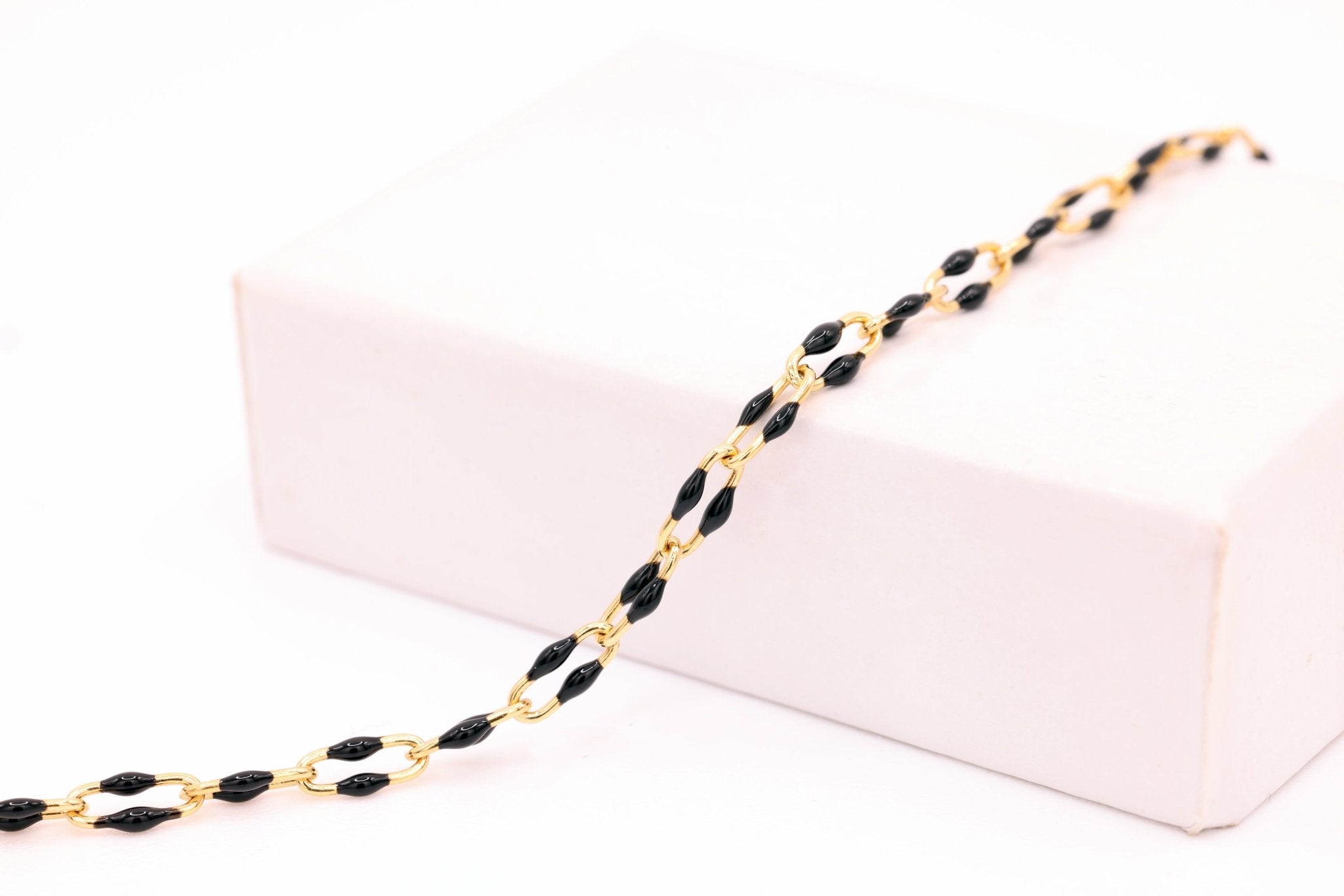 2mm x 5.5mm Paperclip Black Double Enamel Chain, 14/20 Gold - Filled, Enamel Color Unfinished Chain Permanent Jewelry - HarperCrown