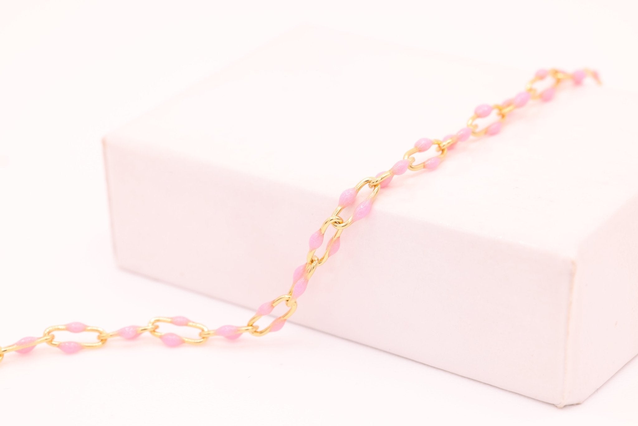 2mm x 5.5mm Paperclip Pink Double Enamel Chain, 14/20 Gold - Filled, Enamel Color Unfinished Chain Permanent Jewelry - HarperCrown