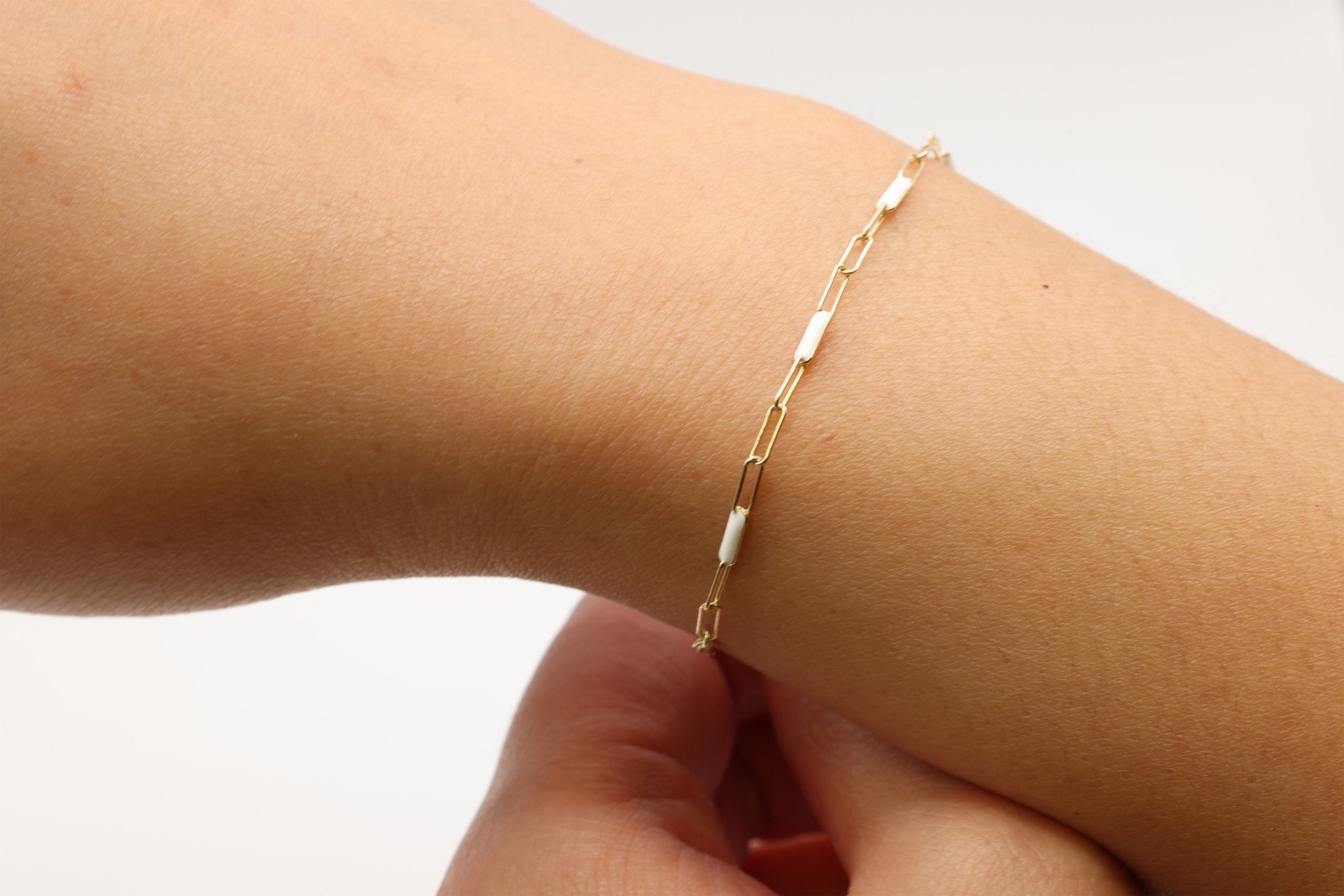 2mm x 5.5mm Paperclip Precision White Enamel Chain, 14/20 Gold - Filled, Wholesale, Chain Permanent Jewelry - HarperCrown