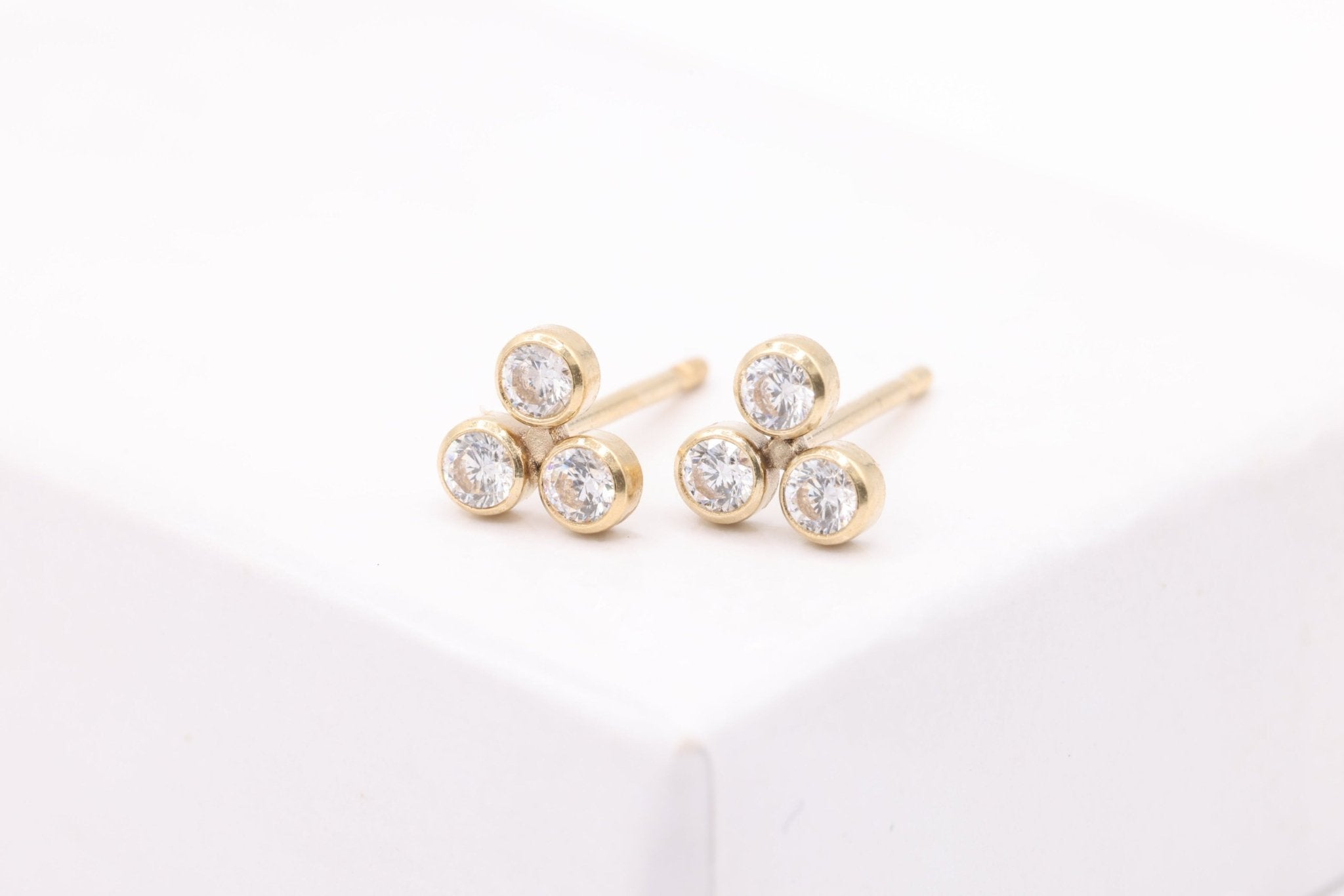 3 CZ Cluster Stud Earring, 14/20 Gold - Filled 2mm CZ, Minimalist Earrings Flower Stud Earrings - HarperCrown