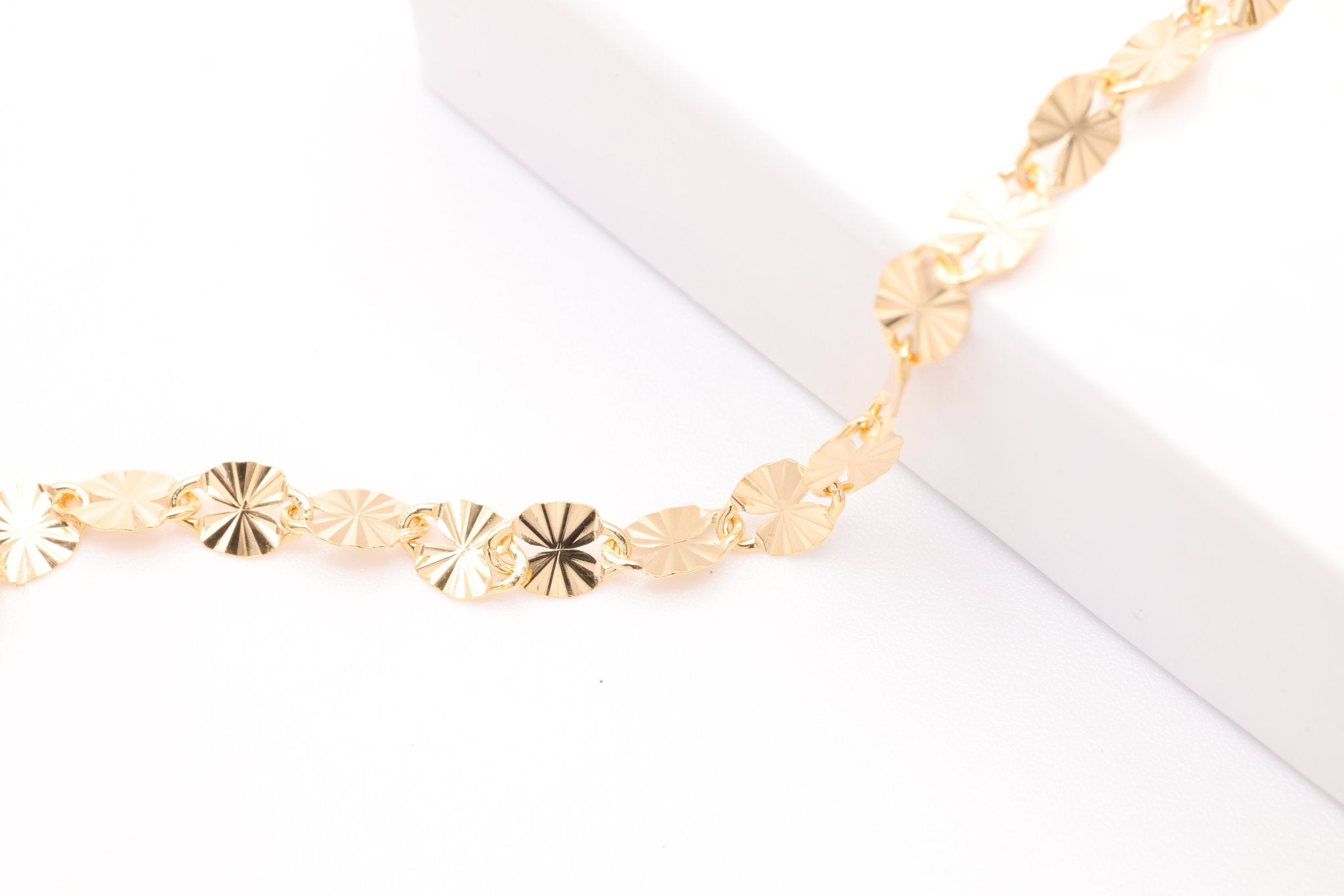 3mm x 4.5mm Starburst Chain, Gold - Filled, Diamond Cut, Bulk Spool Pay Per Foot Jewelry Making Chain - HarperCrown