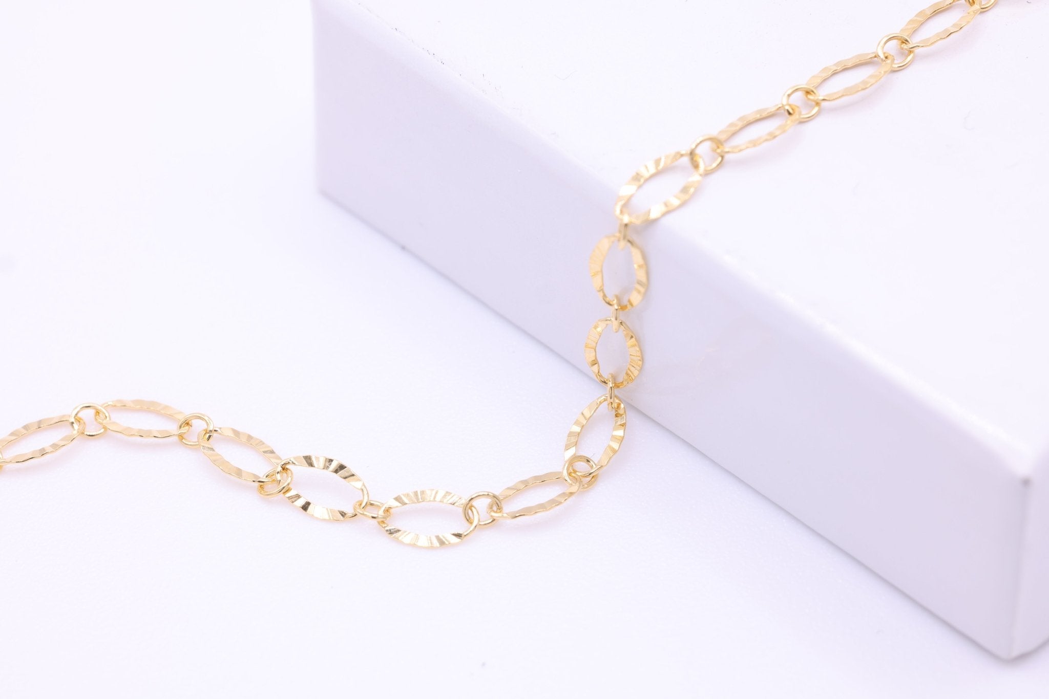 3mm x 5mm Oval Starburst Chain, 14/20 Gold - Filled, Wholesale, Pay Per Foot, Jewelry Making Chain - HarperCrown