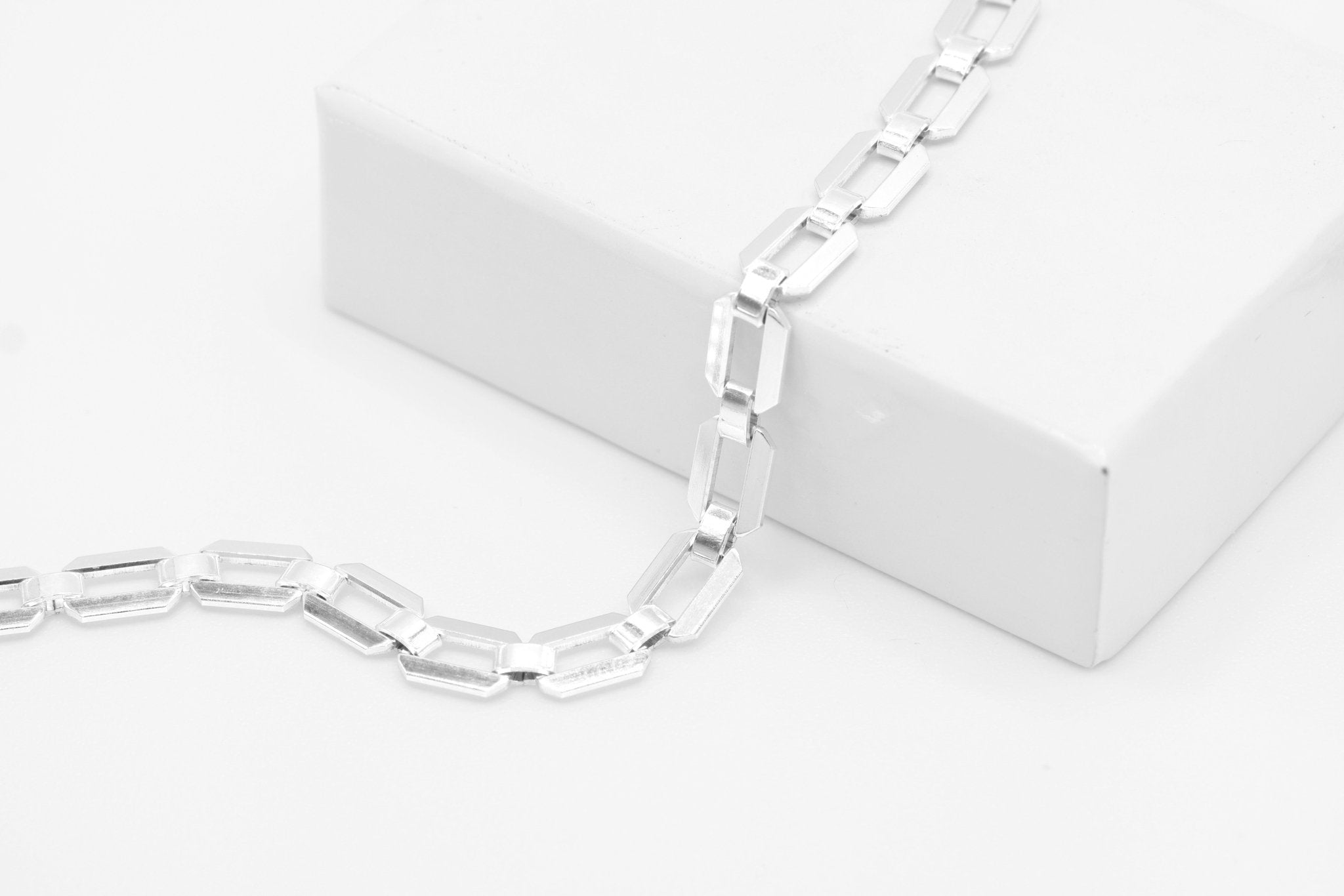 4.3mm x 6mm Bracelet Chain, 925 Sterling Silver, Wholesale, Pay Per Inch, Jewelry Making Chain - HarperCrown