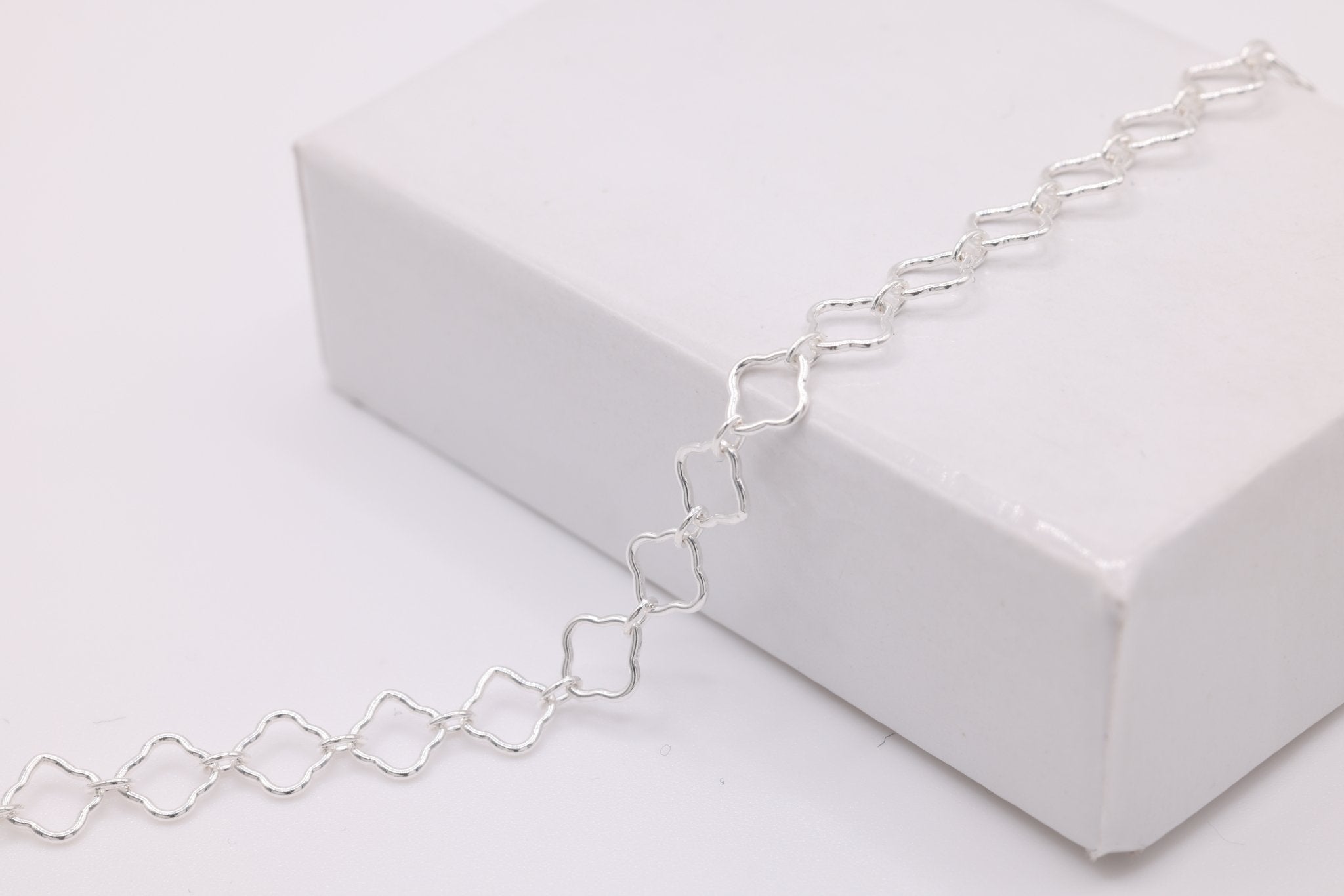 4mm x 4mm Clover Link Krinkle Chain, Sterling Silver, Bulk DIY Spool Pay Per Foot Jewelry Making Chain - HarperCrown