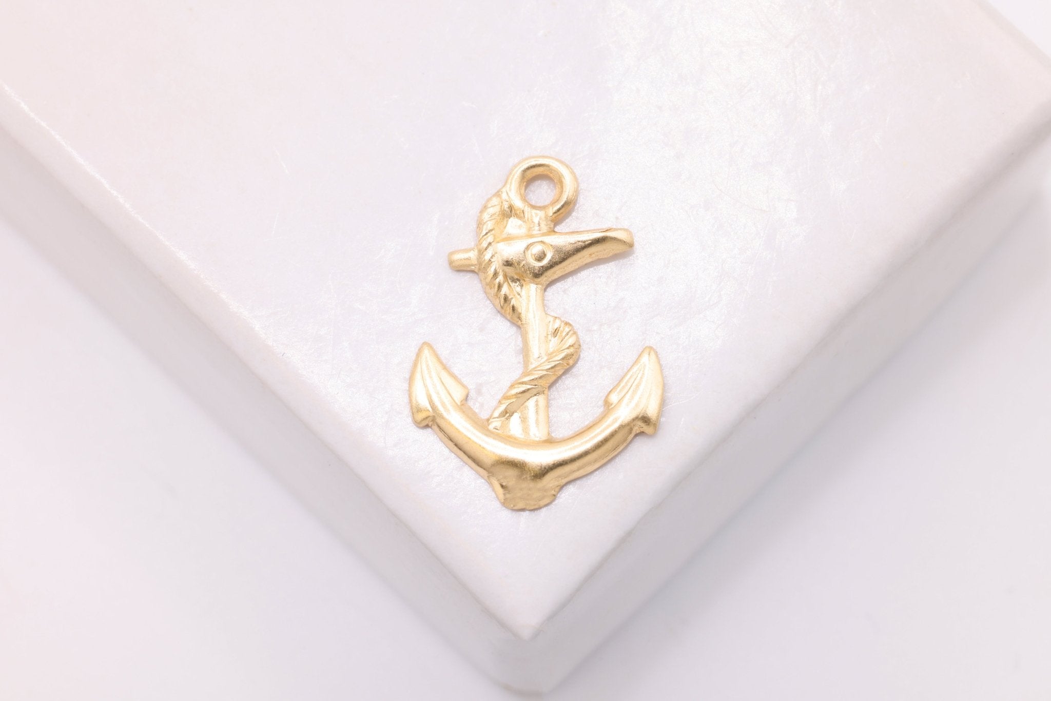 Anchor Charm, Wholesale, 14/20 Gold - Filled, 15mm x 10mm, Navy Sailor Naval Seamen Fouled Anchor - HarperCrown