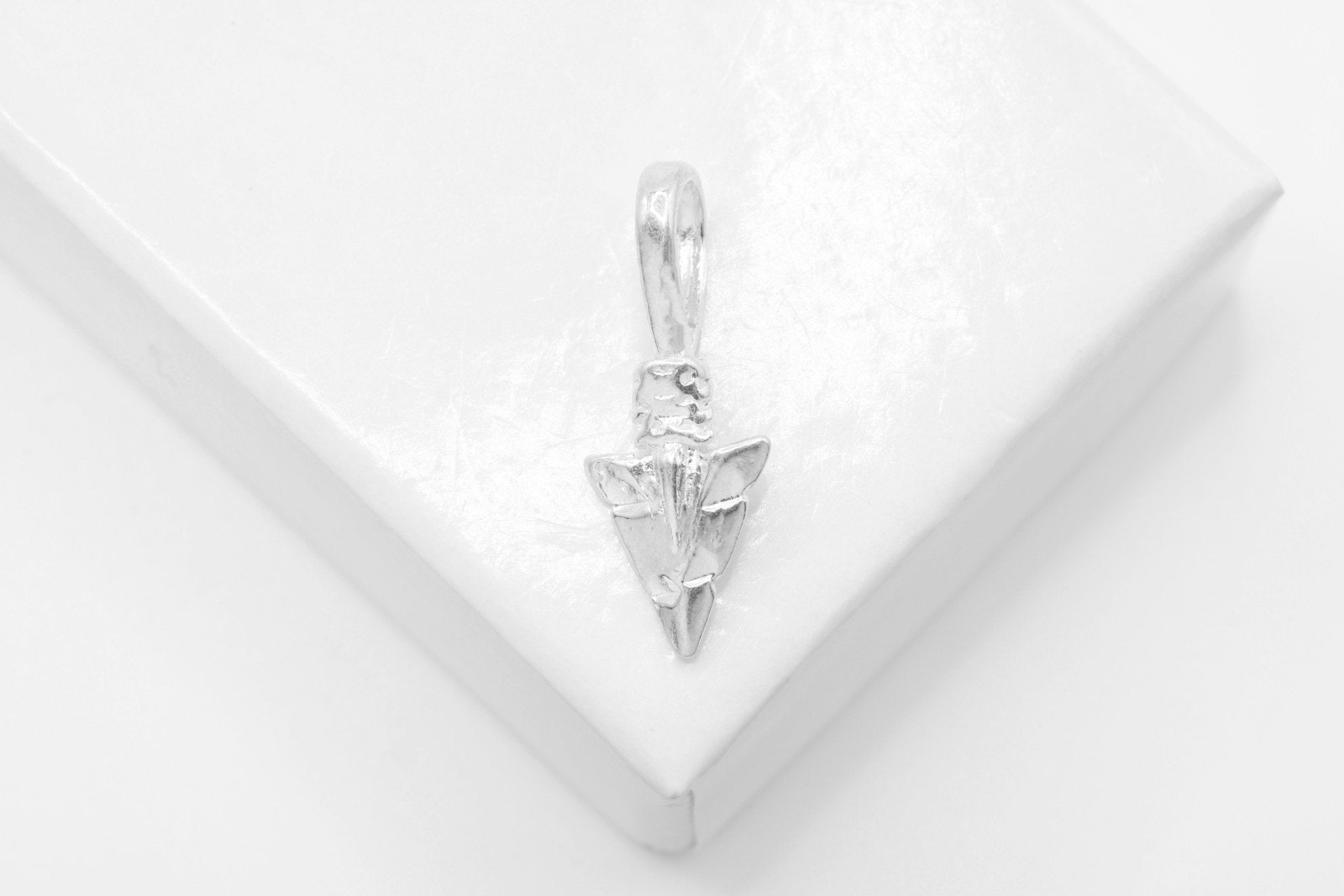Arrowhead Charm, Wholesale, 925 Sterling Silver, 20mm x 8mm, Arrow - HarperCrown