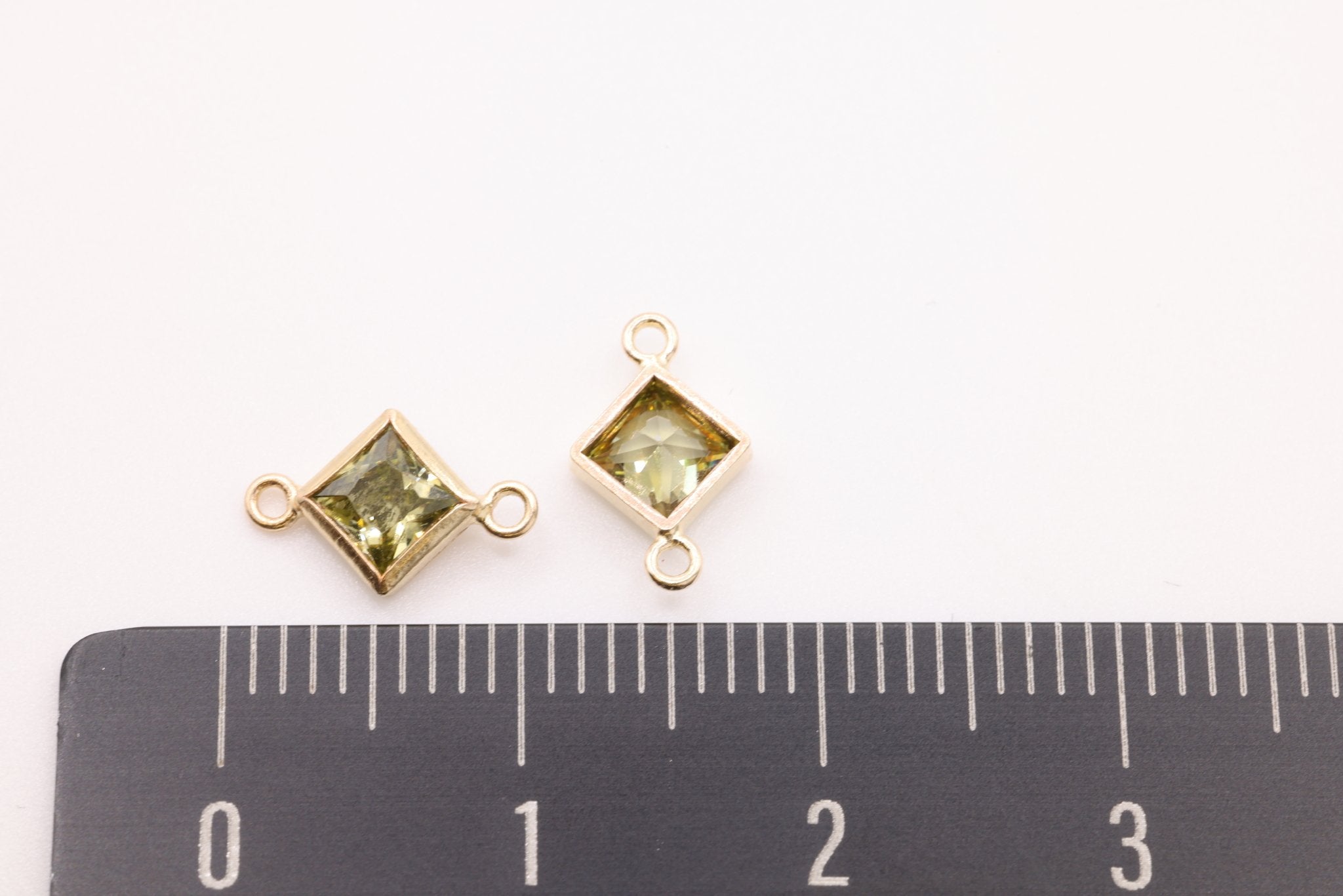 August Birthstone Peridot CZ Connector Bezel Frame, Gold - Filled, 4mm, Bulk DIY Wholesale Jewelry Making Charm - HarperCrown