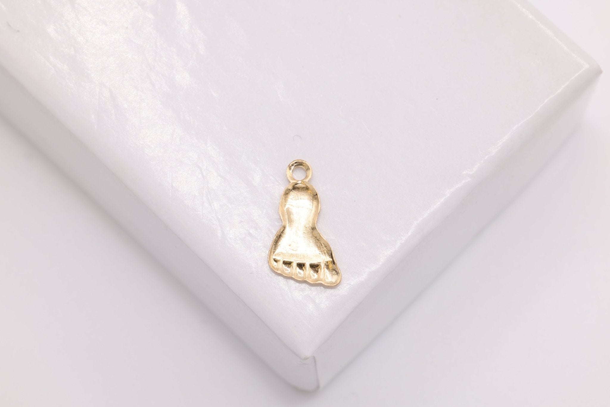 Baby Feet Charm, 14/20 Gold Filled, Wholesale - HarperCrown