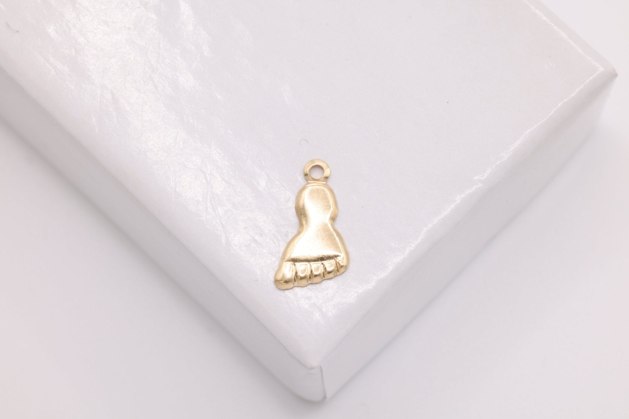 Baby Feet Charm, 14/20 Gold Filled, Wholesale - HarperCrown