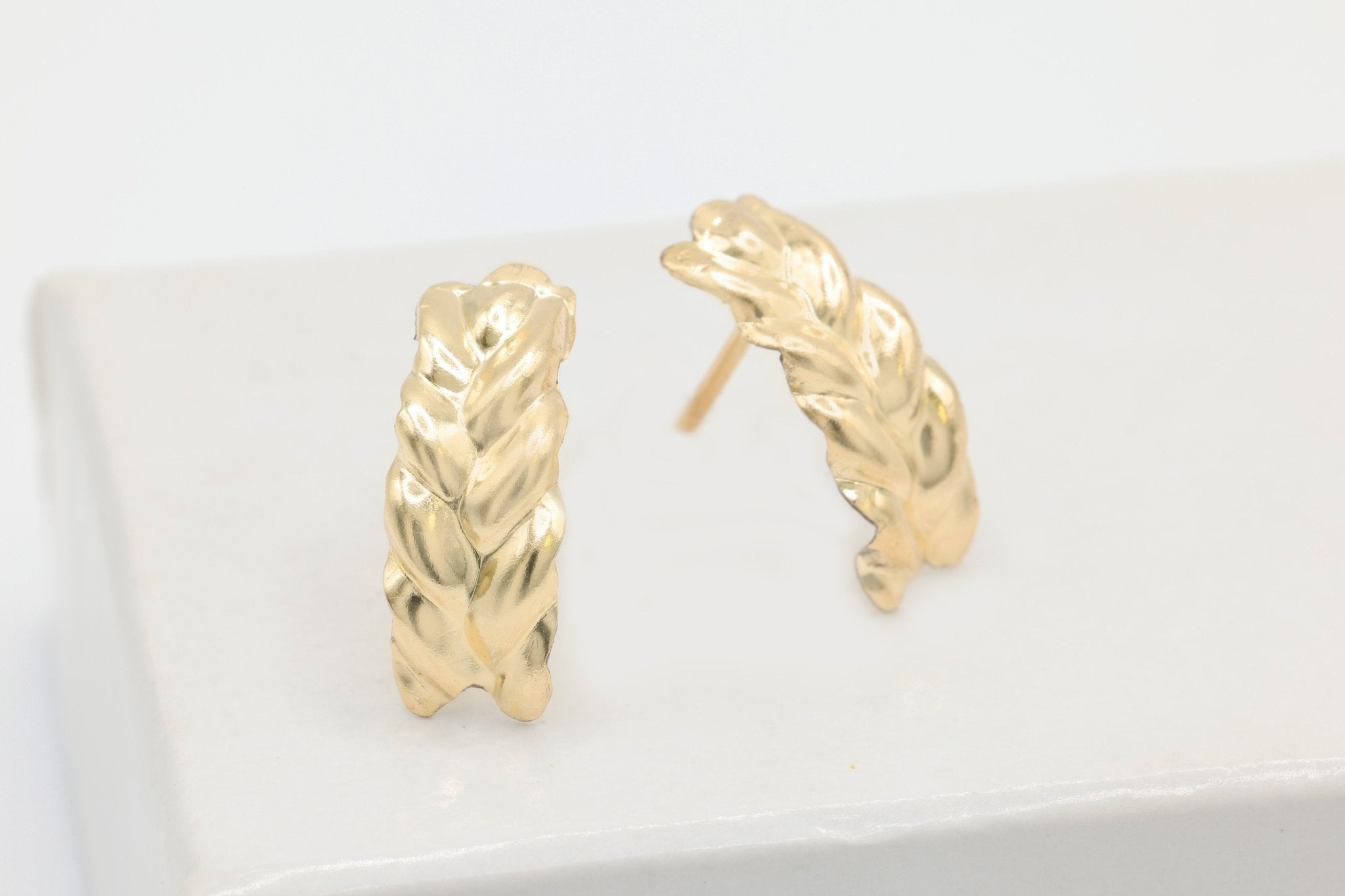 Braided Ribbed Earring, 14/20 Gold - Filled, 13mm x 5mm, Wholesale, Wheat Texture Laurel Wholesale Jewelry Earrings - HarperCrown
