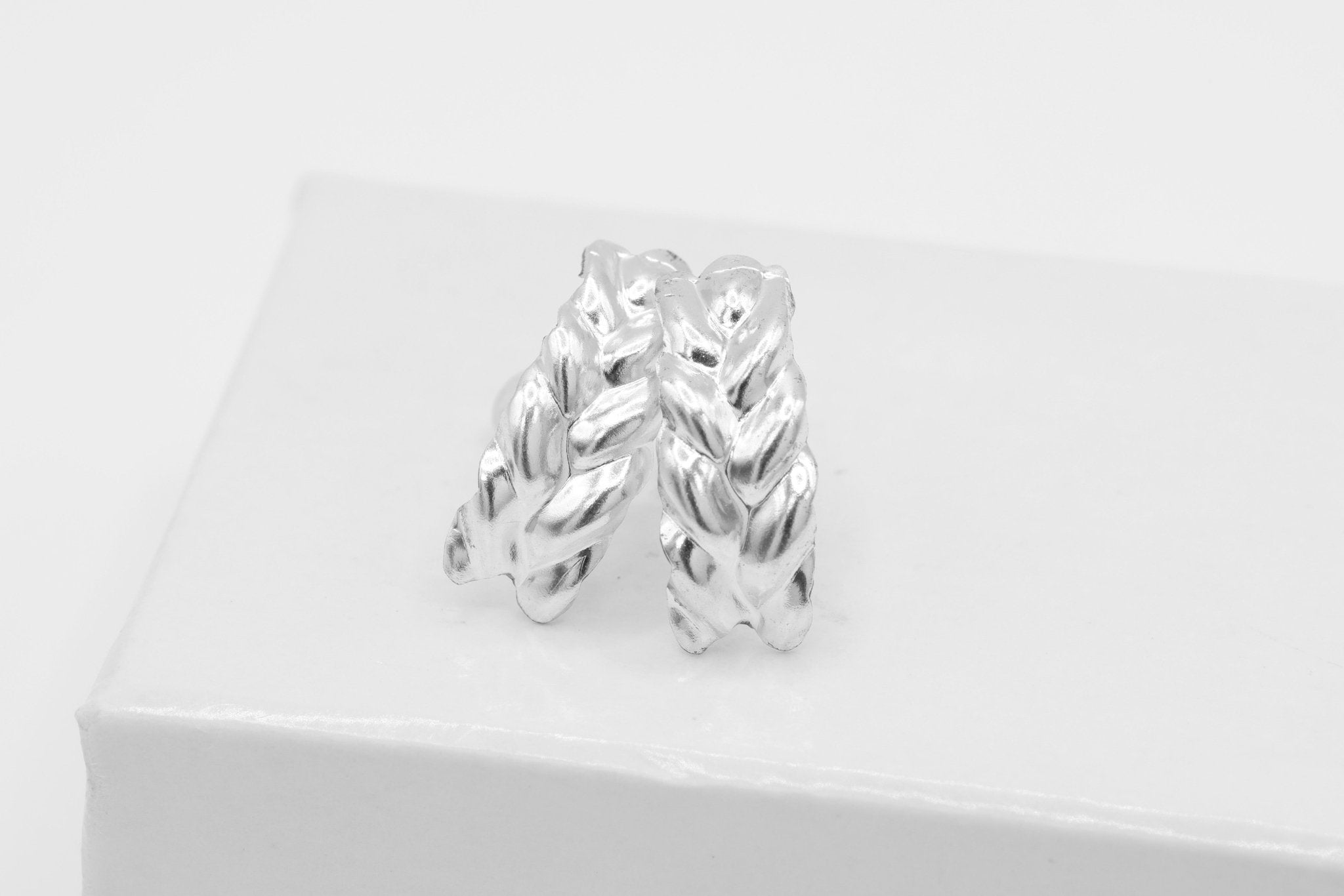 Braided Ribbed Earring, 925 Sterling Silver, 13mm x 5mm, Wholesale, Wheat Texture Laurel Wholesale Jewelry Earrings - HarperCrown