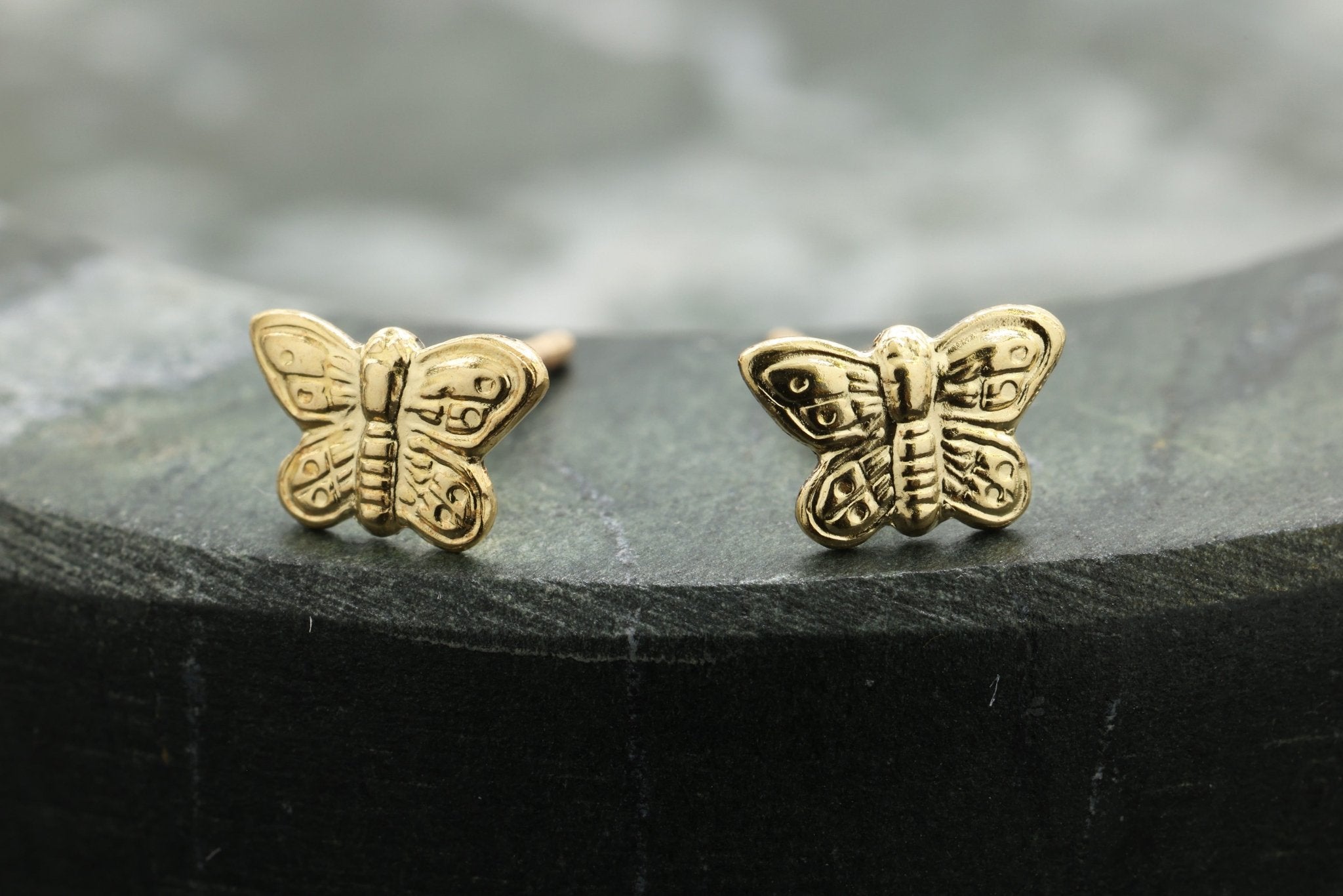 Butterfly Stud Earring, 14/20 Gold - Filled, 7mm x 4mm, Wholesale, Insect Dainty Minimalist Jewelry Earrings - HarperCrown