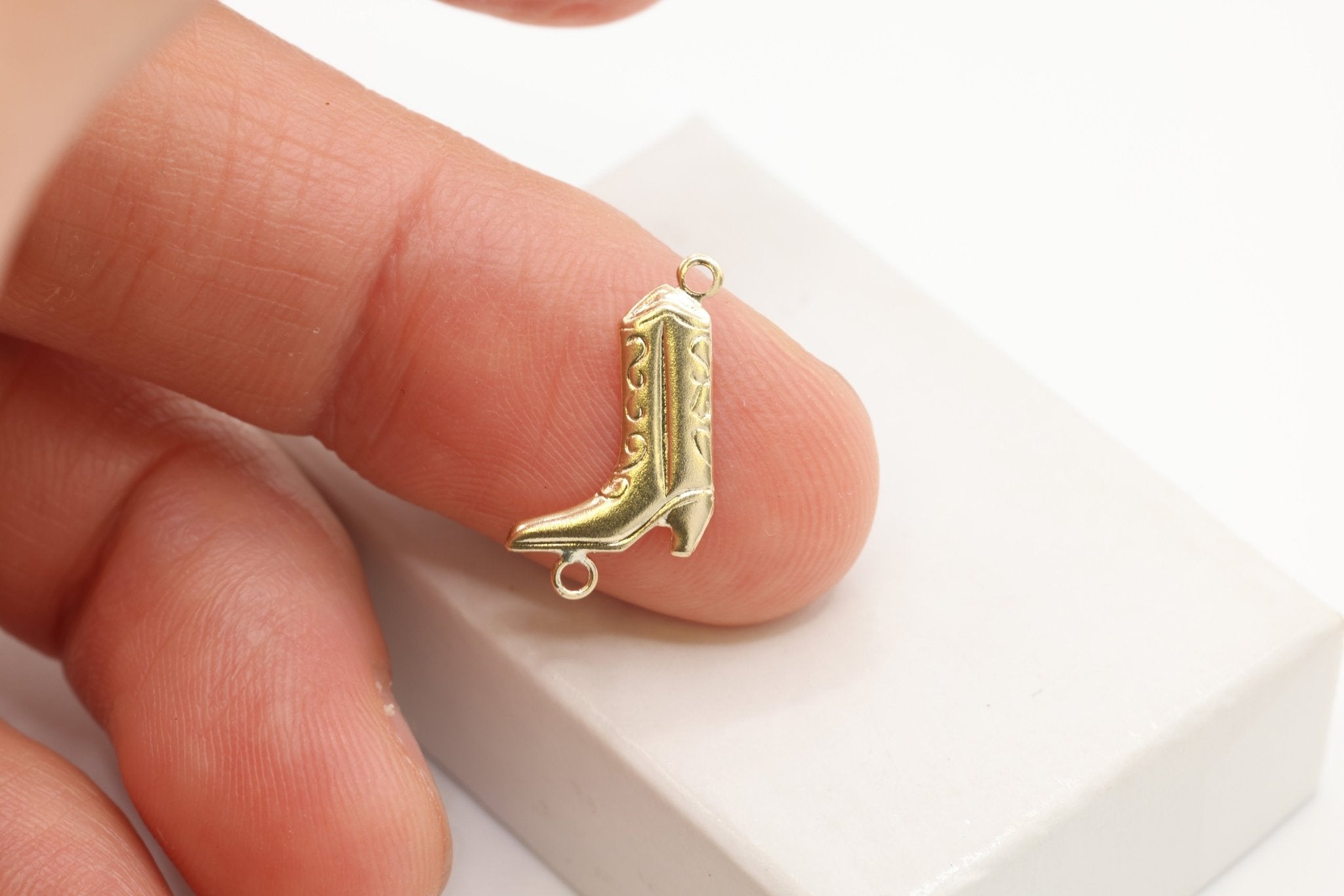 Cowboy Boot Connector Charm, Wholesale, 14/20 Gold - Filled, 15mm x 10mm, Cowgirl Texas Charm - HarperCrown