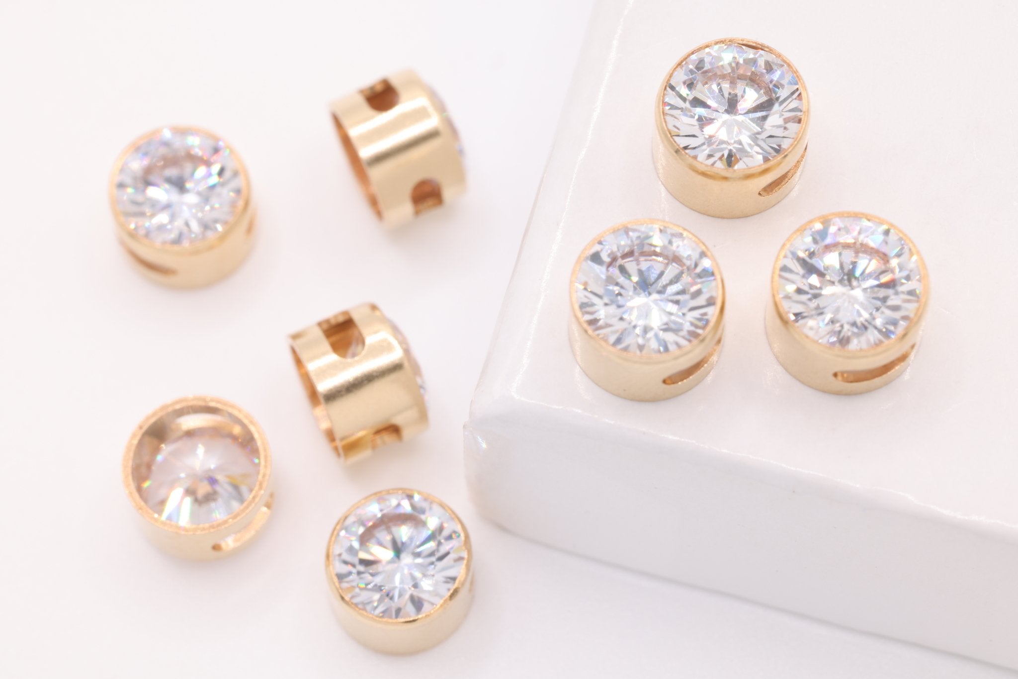 CZ Diamond Solitaire Charm, Gold - Filled, 6mm, Wholesale Bulk DIY Jewelry Making Charms - HarperCrown