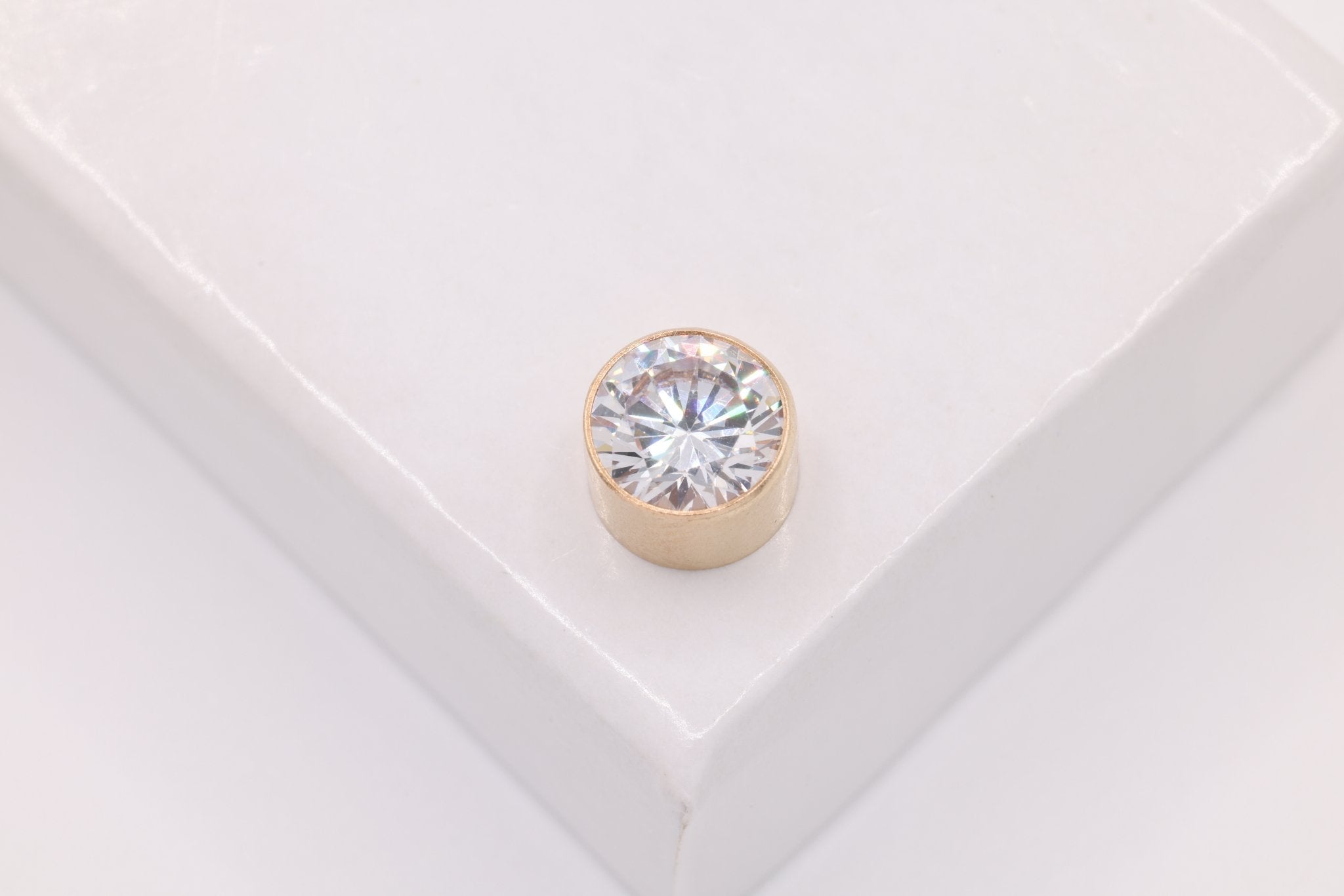 CZ Diamond Solitaire Charm, Gold - Filled, 6mm, Wholesale Bulk DIY Jewelry Making Charms - HarperCrown