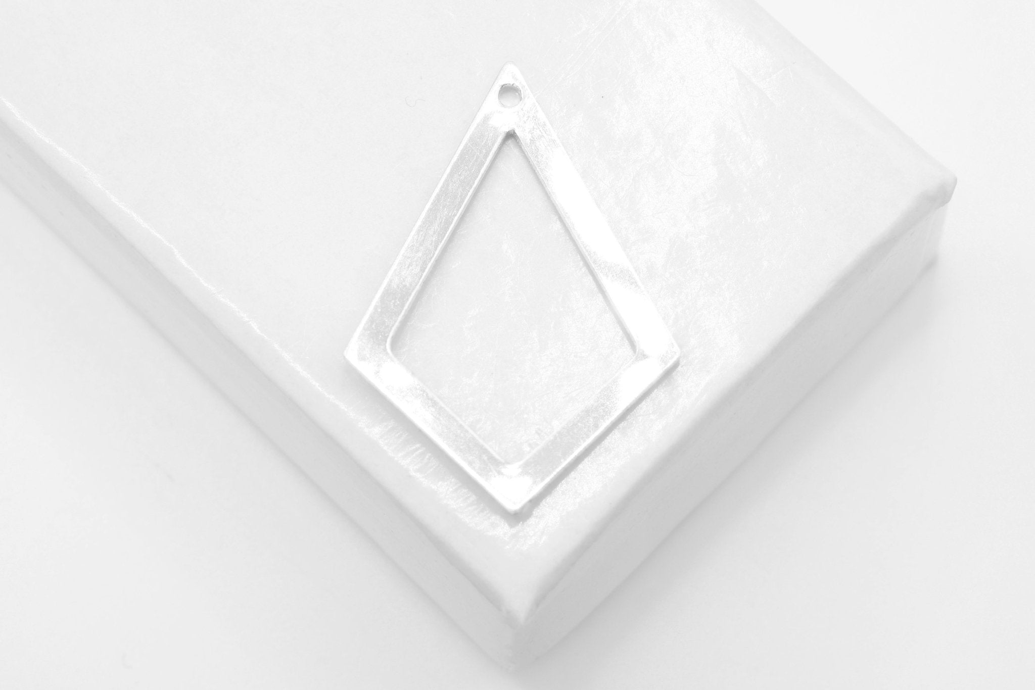 Diamond Outline Dangle, Wholesale, 925 Sterling Silver, 20mm x 15mm 24 Gauge, Kite Outline Charm Geometric - HarperCrown