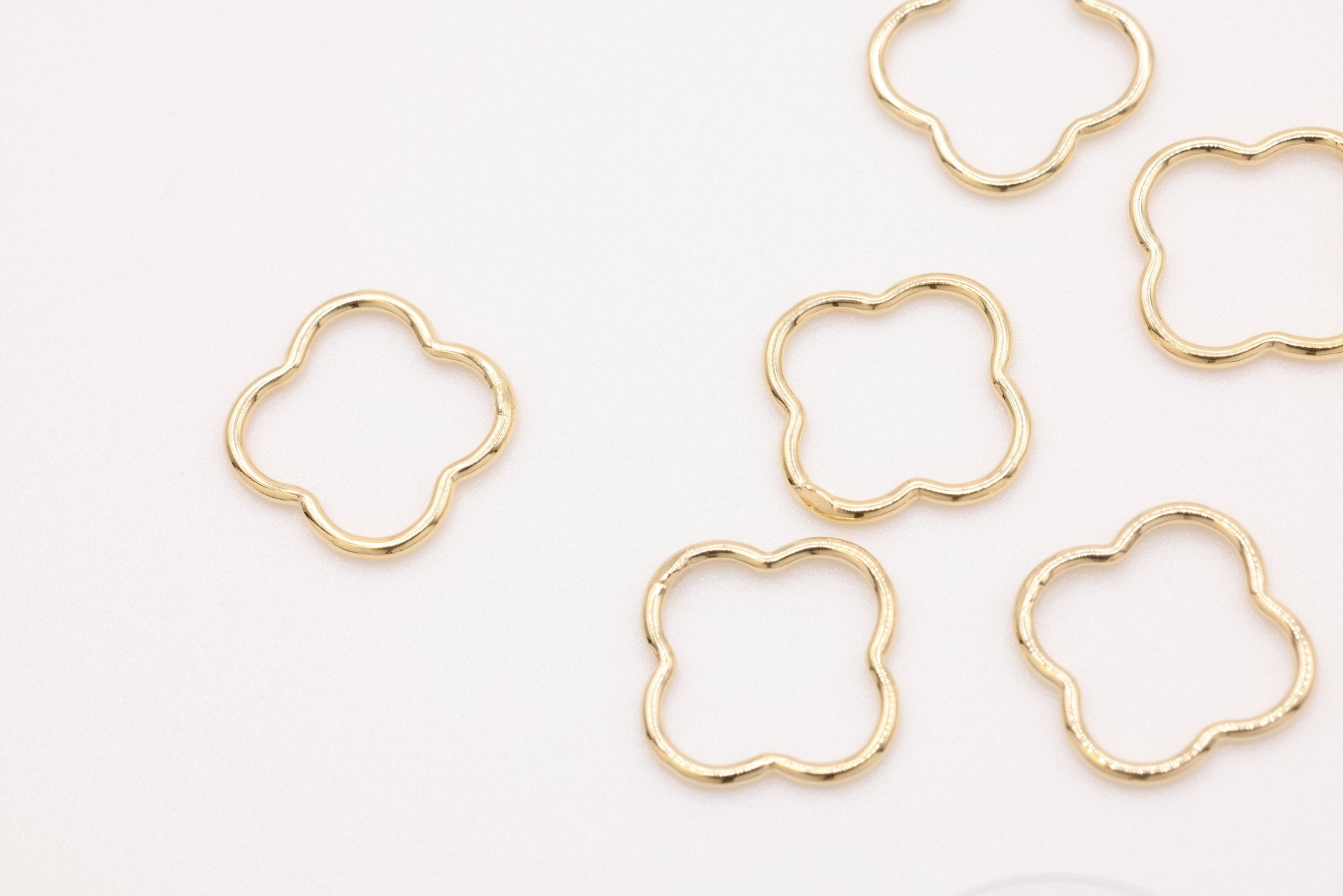 Gold Clover Quatrefoil Jump Ring Charm, 14K Gold - Filled, 8mm x 8mm Permanent Bulk Jewelry Making Charms - HarperCrown