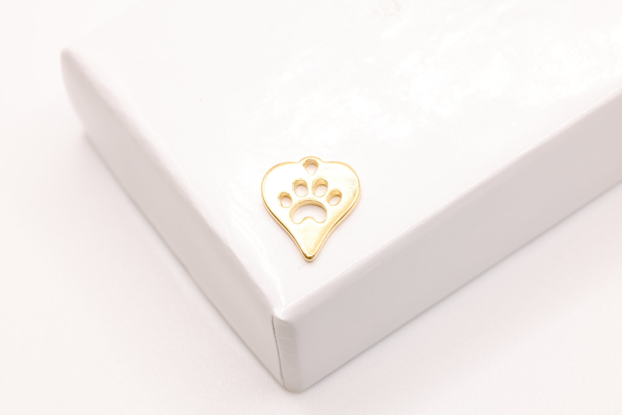 Gold Heart Dog Cut Out Paw Charm, 14K Solid Gold, Jewelry Making Charm - HarperCrown