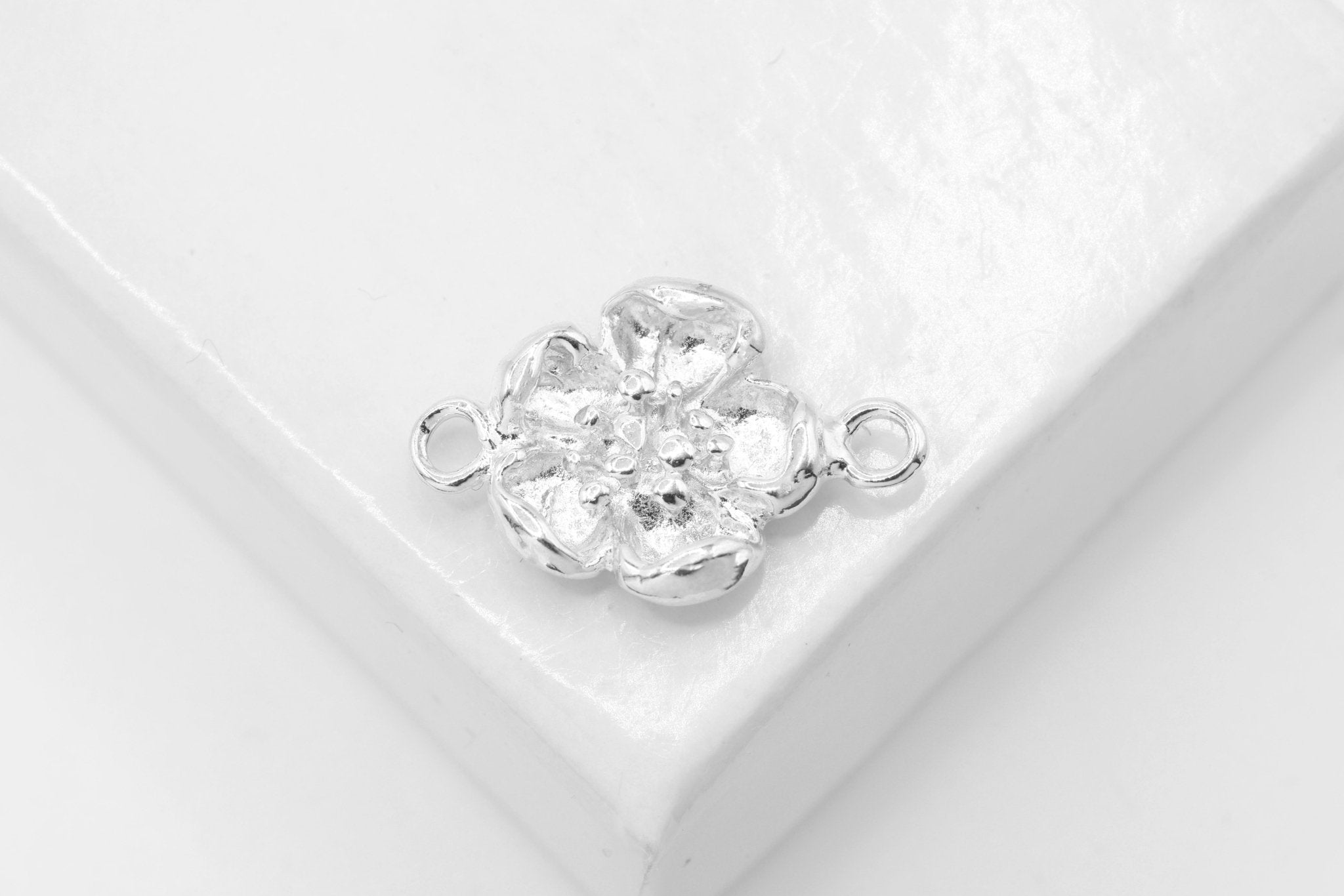 Hawaiian Plumeria Flower Connector Charm, Wholesale, 18K Gold - Plated 925 Sterling Silver, 15mm, Flower Daisy Calla Lilly - HarperCrown
